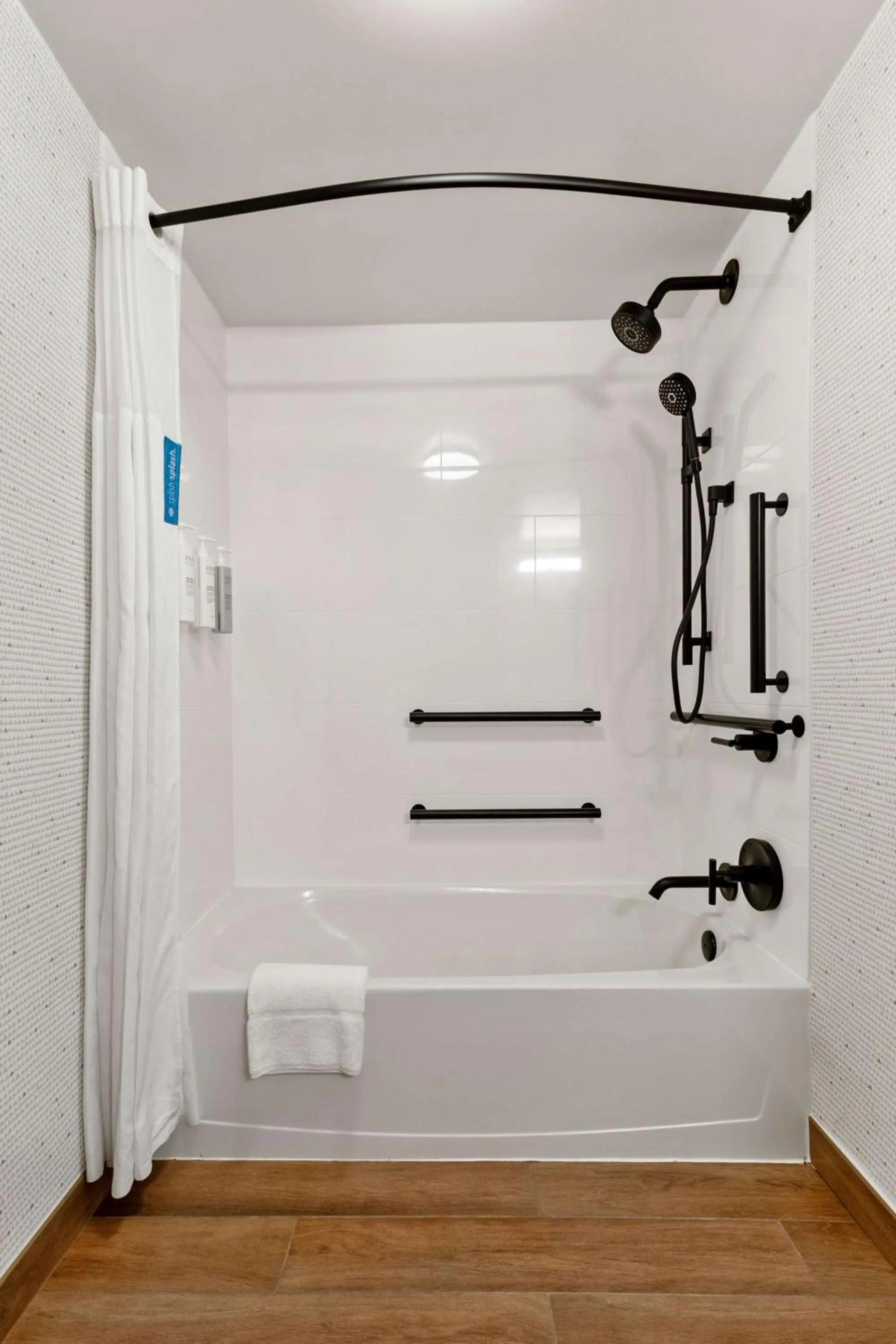 Photo of the whole room in Hampton Inn & Suites Lake George