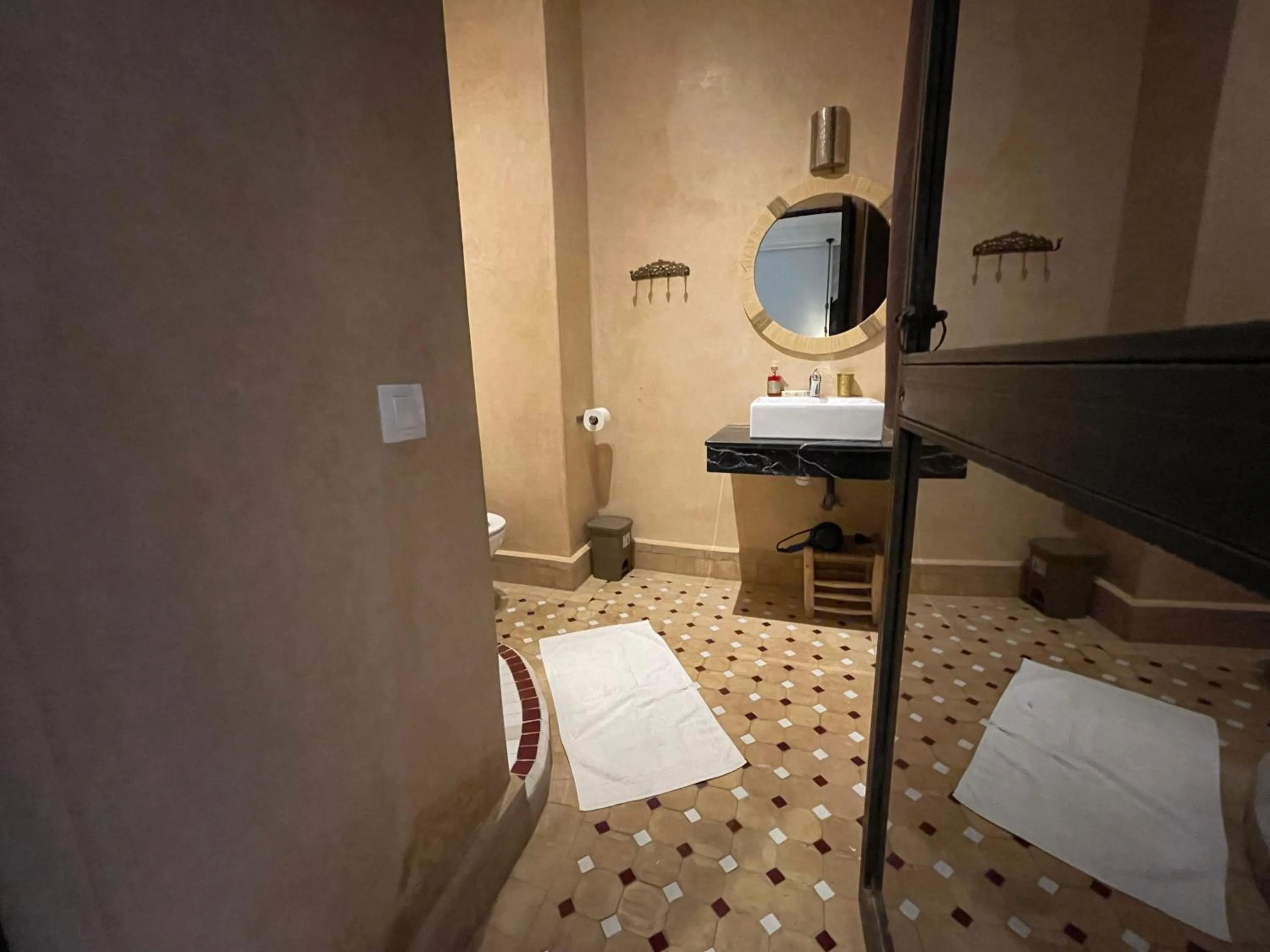 Bathroom, Bed in Riad Samarine