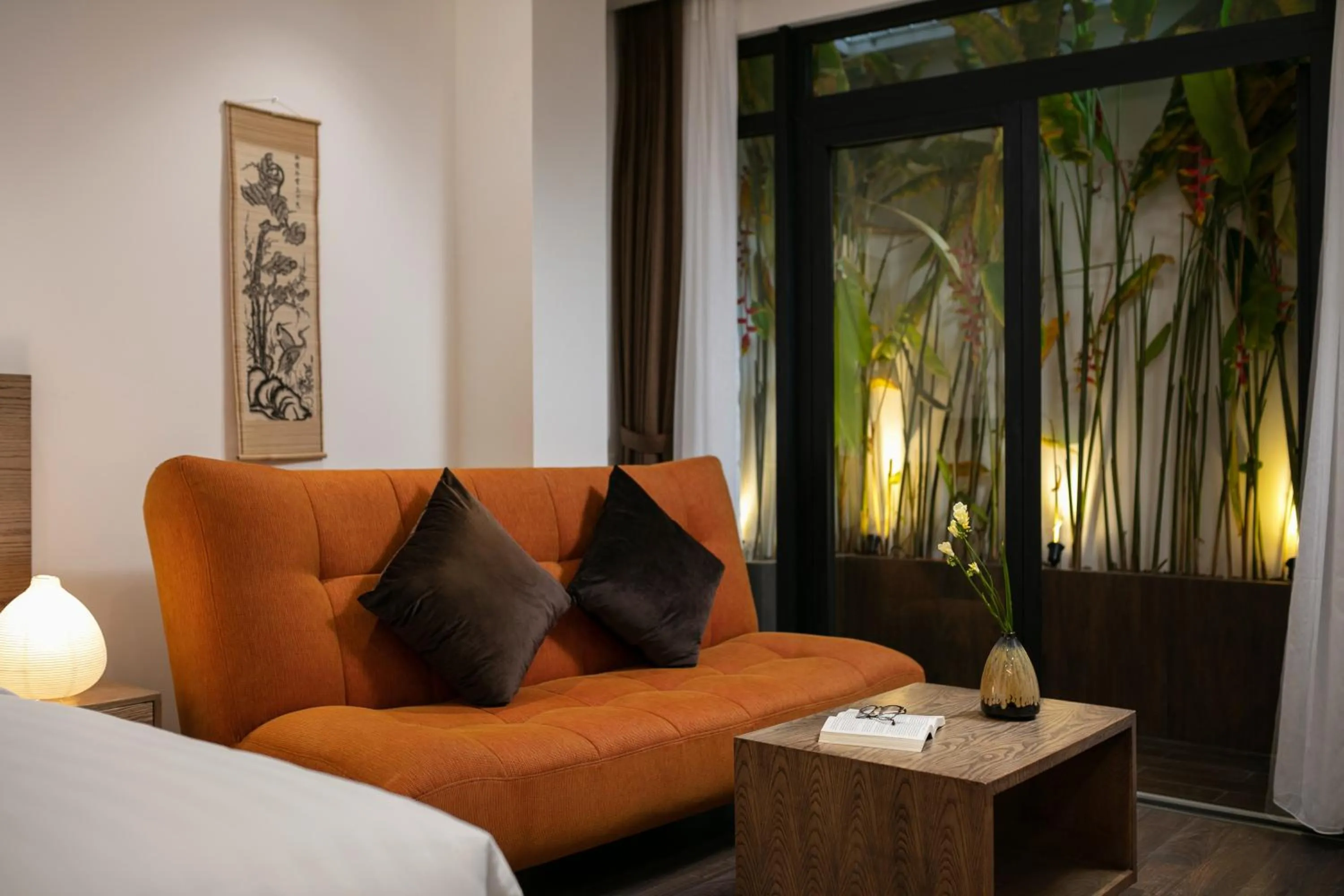 Garden, Bed in The Bloom Pham Viet Chanh - Modern Living Space in Saigon - A Top Choice for Western Travelers