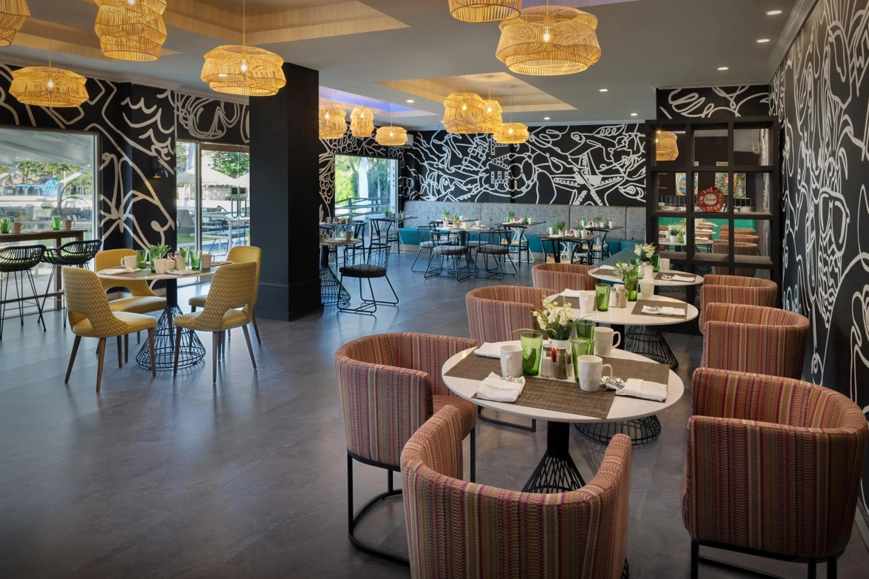 Restaurant/places to eat in The Rockley by Ocean Hotels - Breakfast Included