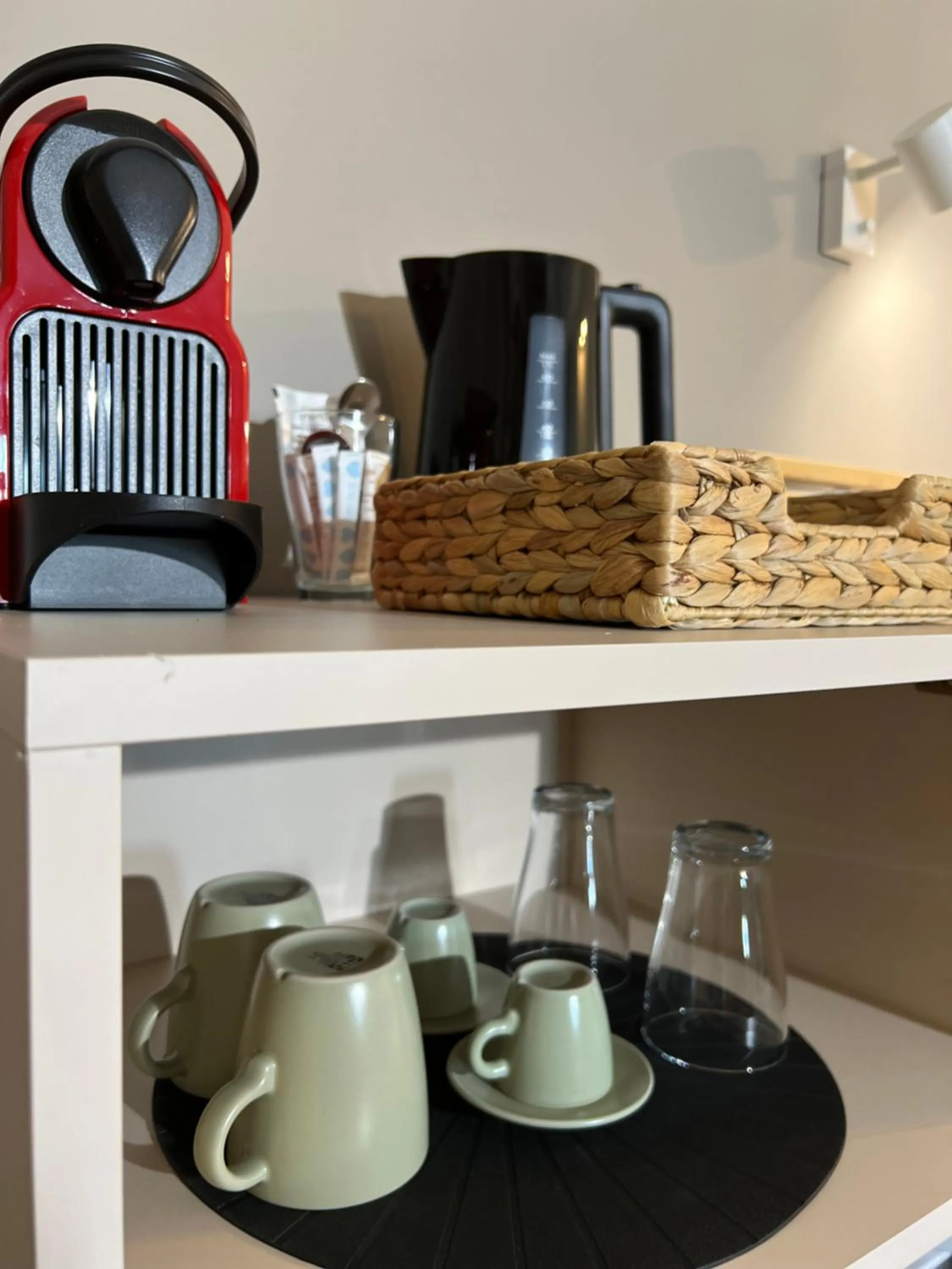 Coffee/tea facilities in Luxor Premium Suites