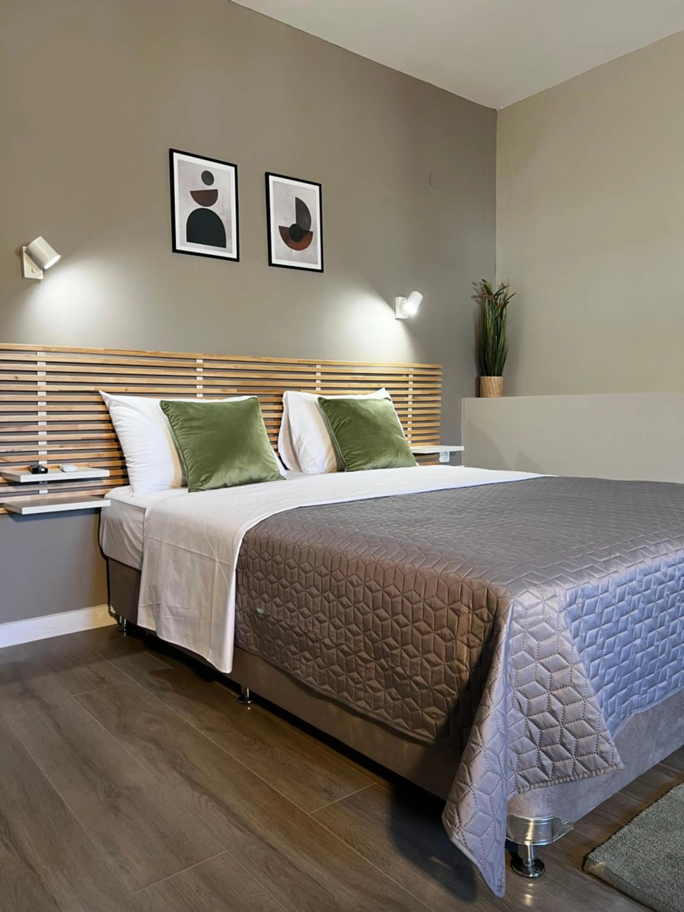 Bed in Luxor Premium Suites