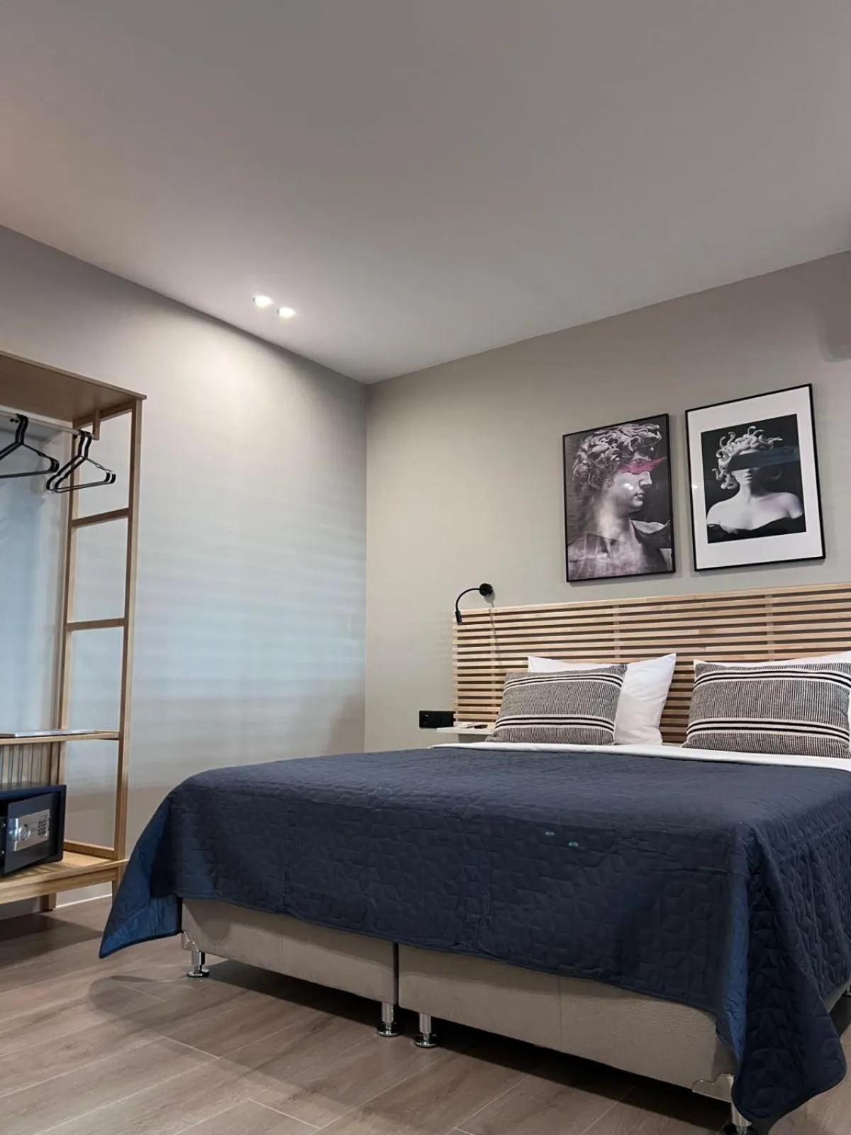 Bed in Luxor Premium Suites