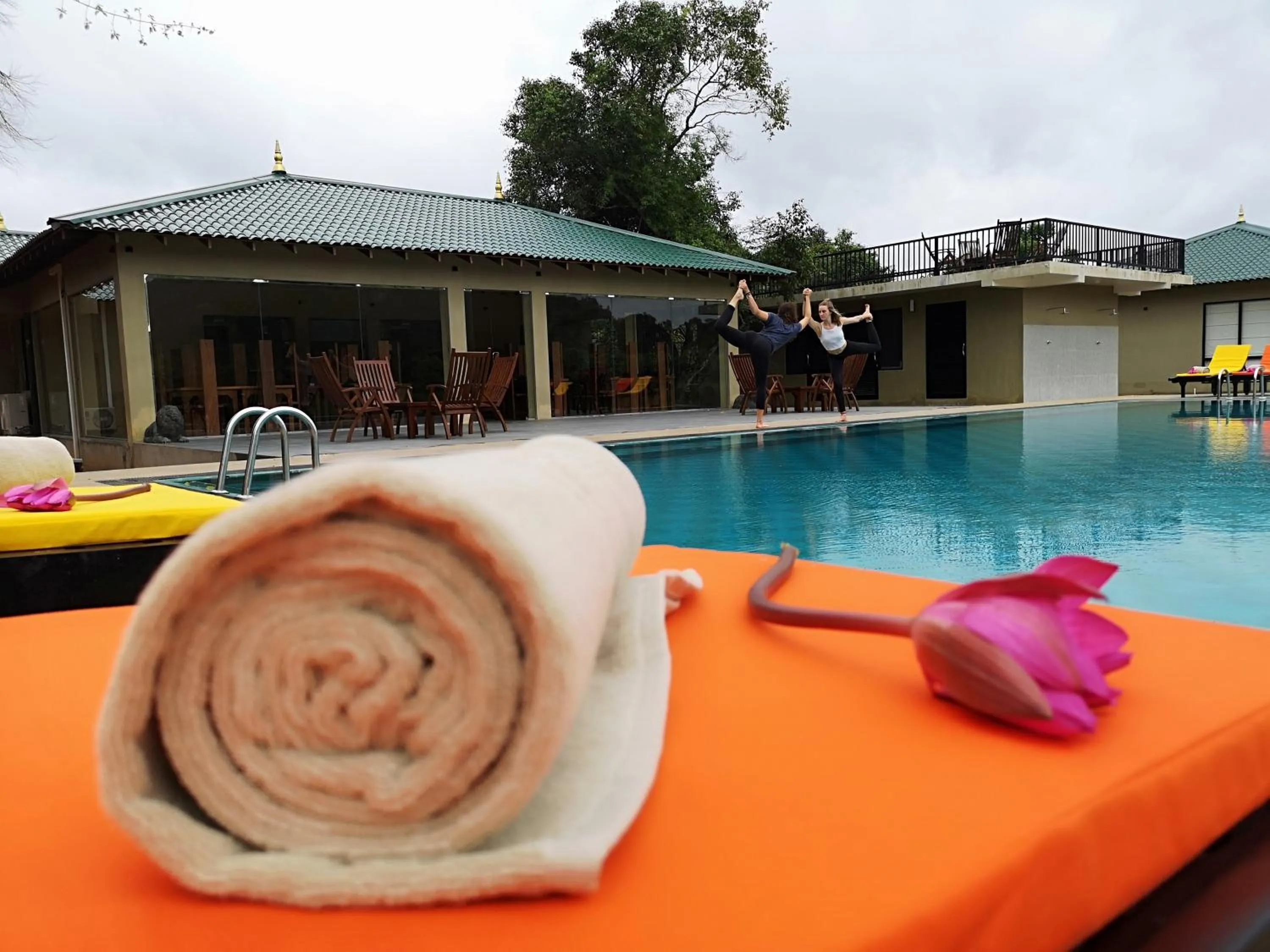 Swimming pool in Sigiriya King's Resort