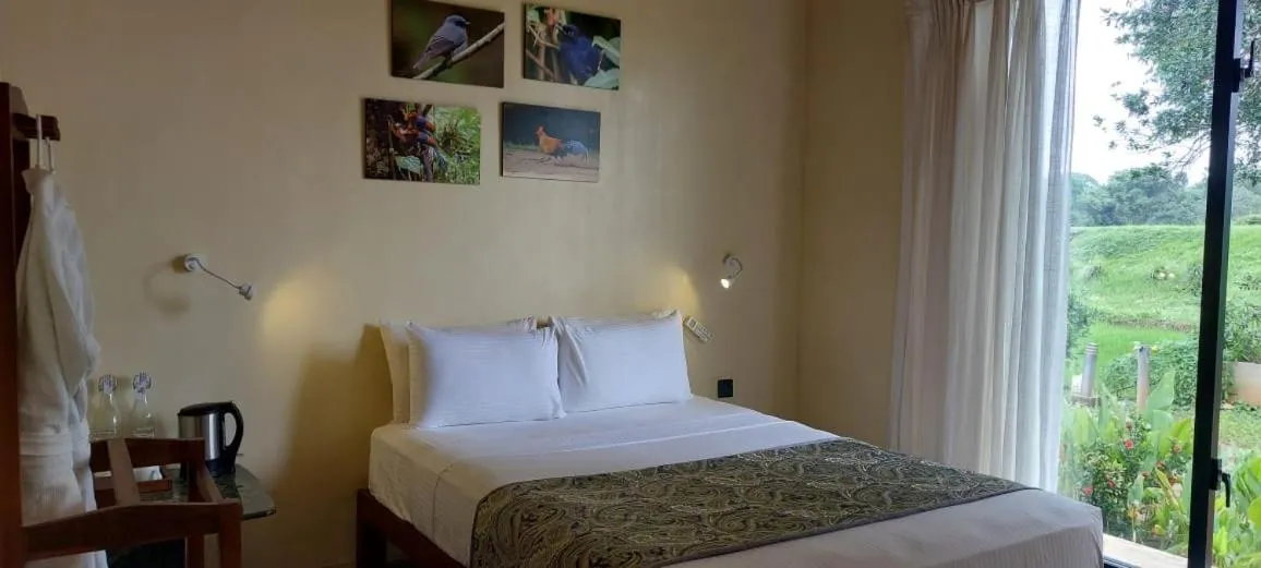 Bed in Sigiriya King's Resort