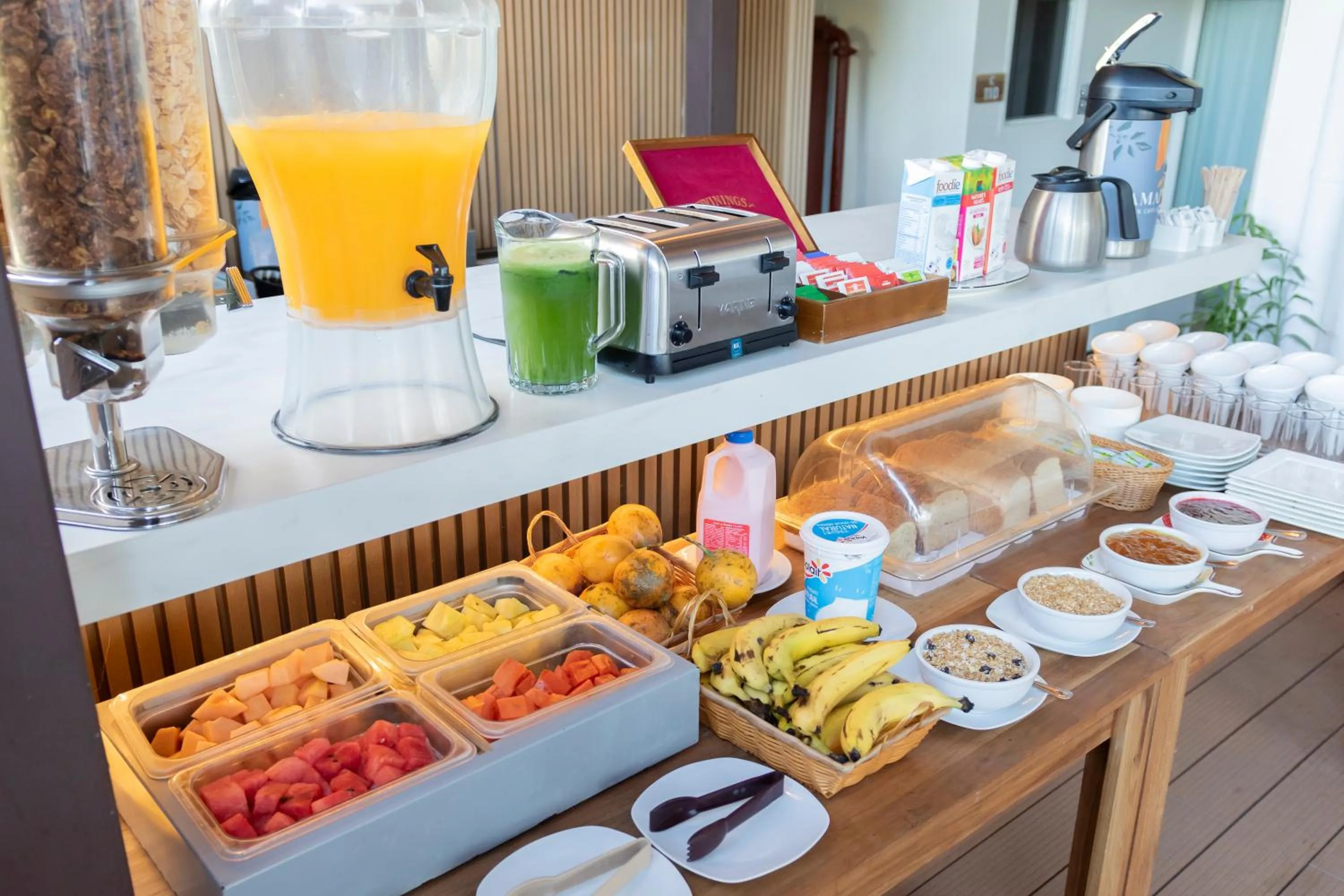 Coffee/tea facilities in Hotel Santa Teresa by the Beach