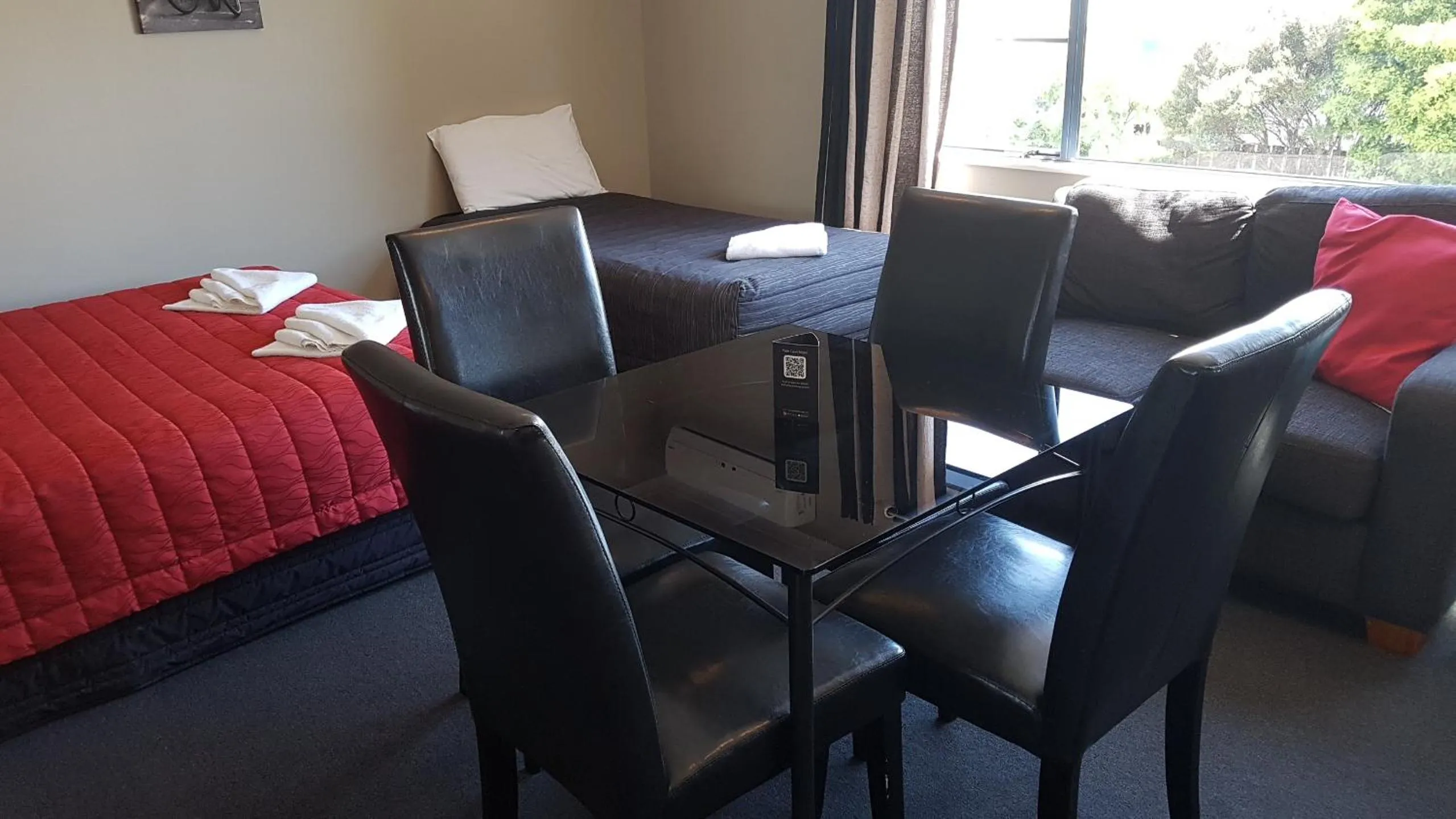 Bed in Palm Court Motel