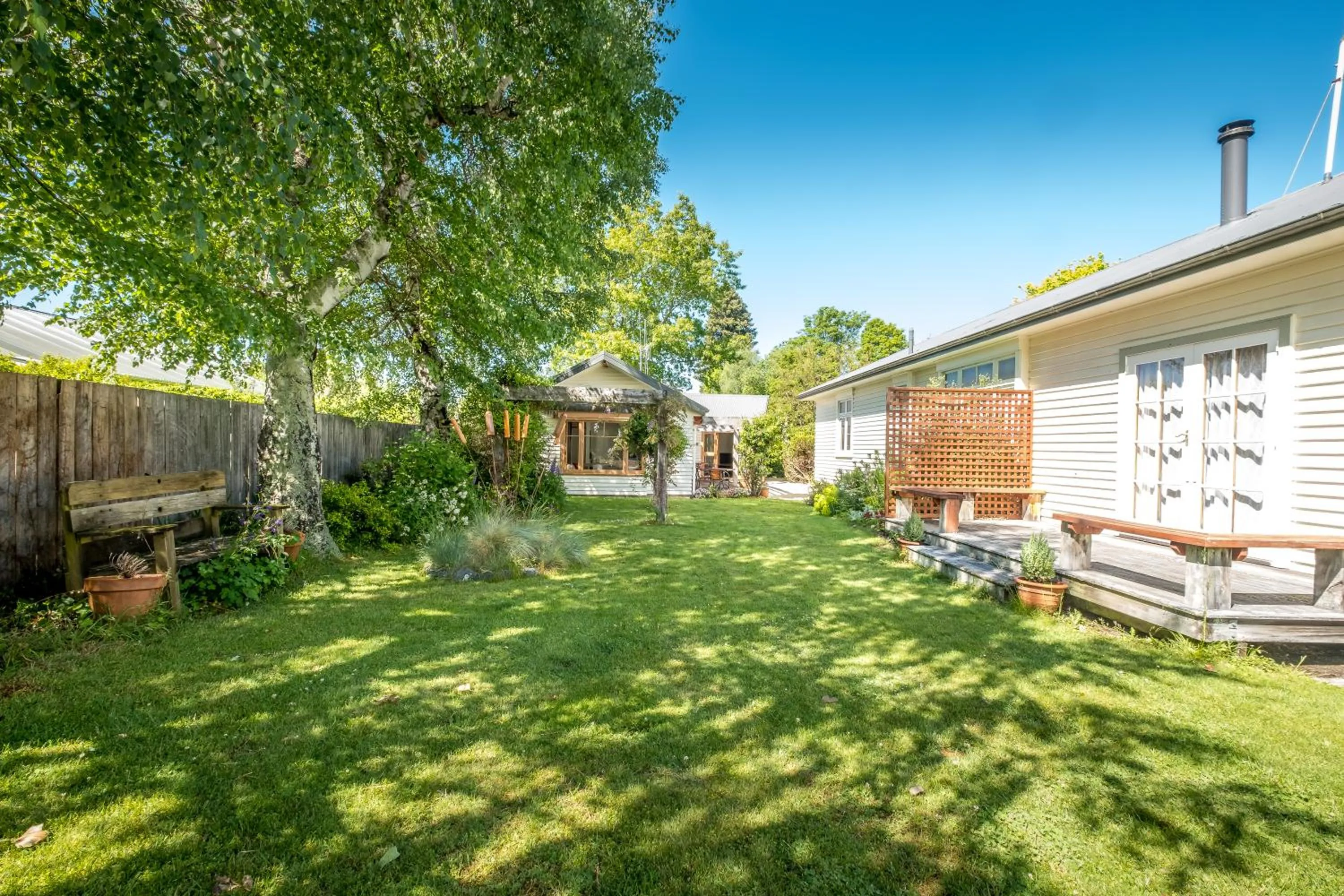 Property building in Harrogate Gardens Motel