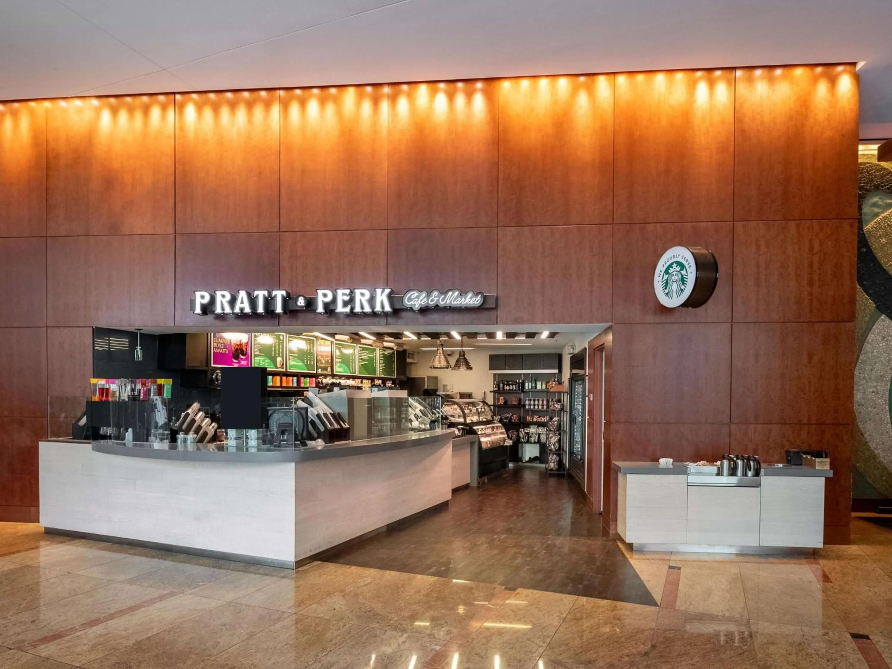 Restaurant/places to eat in Hilton Baltimore Inner Harbor