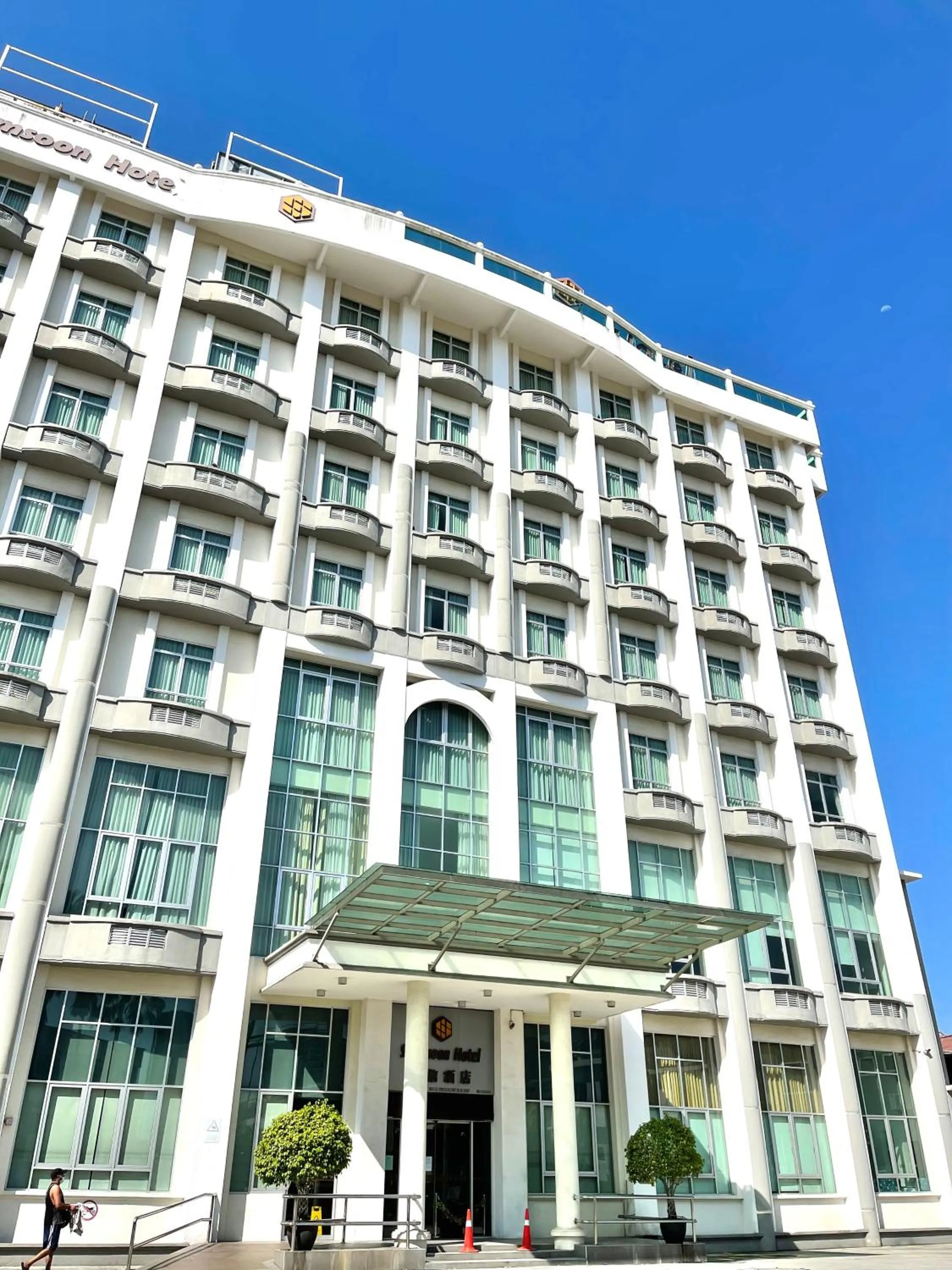 Property building in Seemsoon Hotel