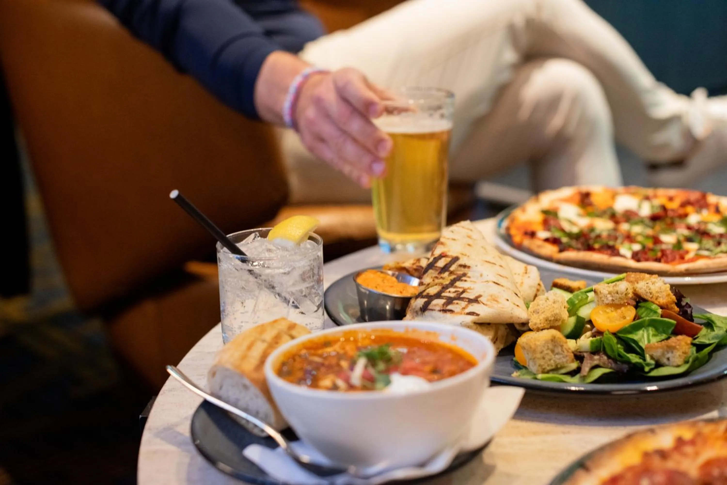 Food and drinks in The Marquette Hotel, Curio Collection by Hilton