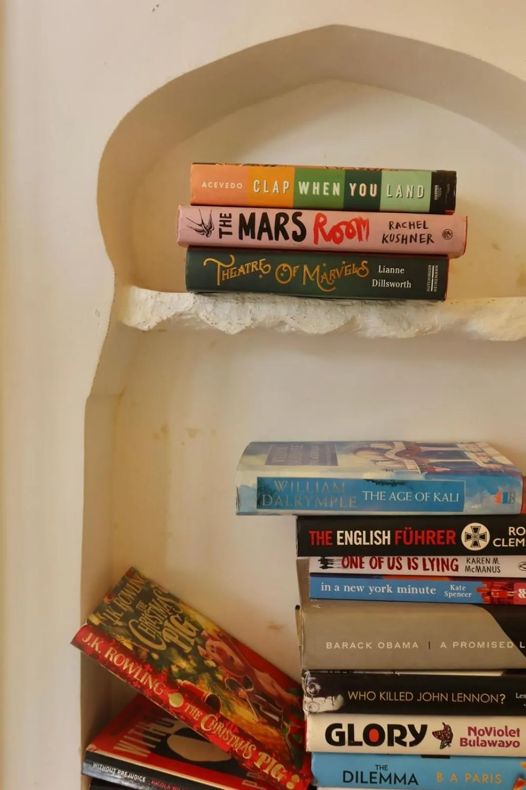 Library in Dev Niwas - Heritage Hotel