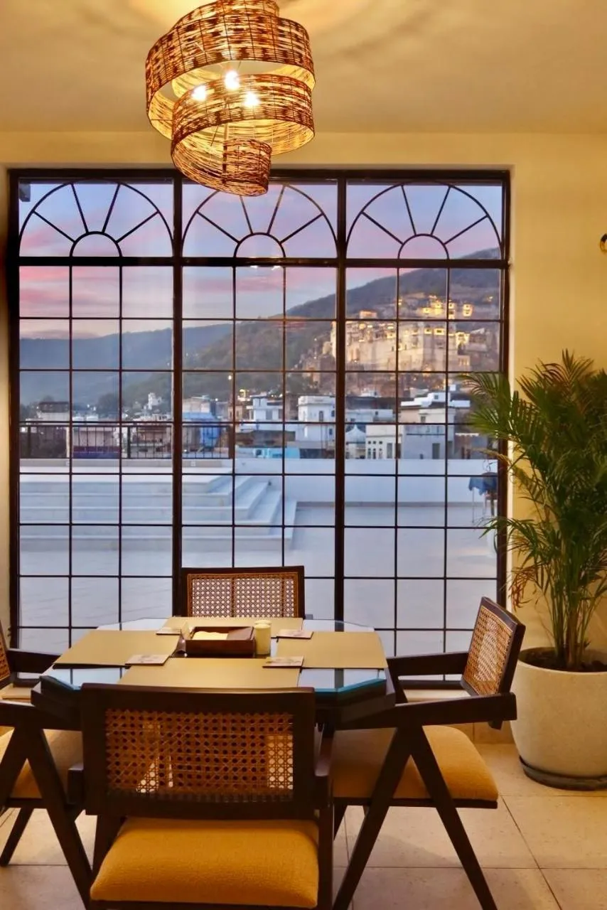 Restaurant/places to eat in Dev Niwas - Heritage Hotel