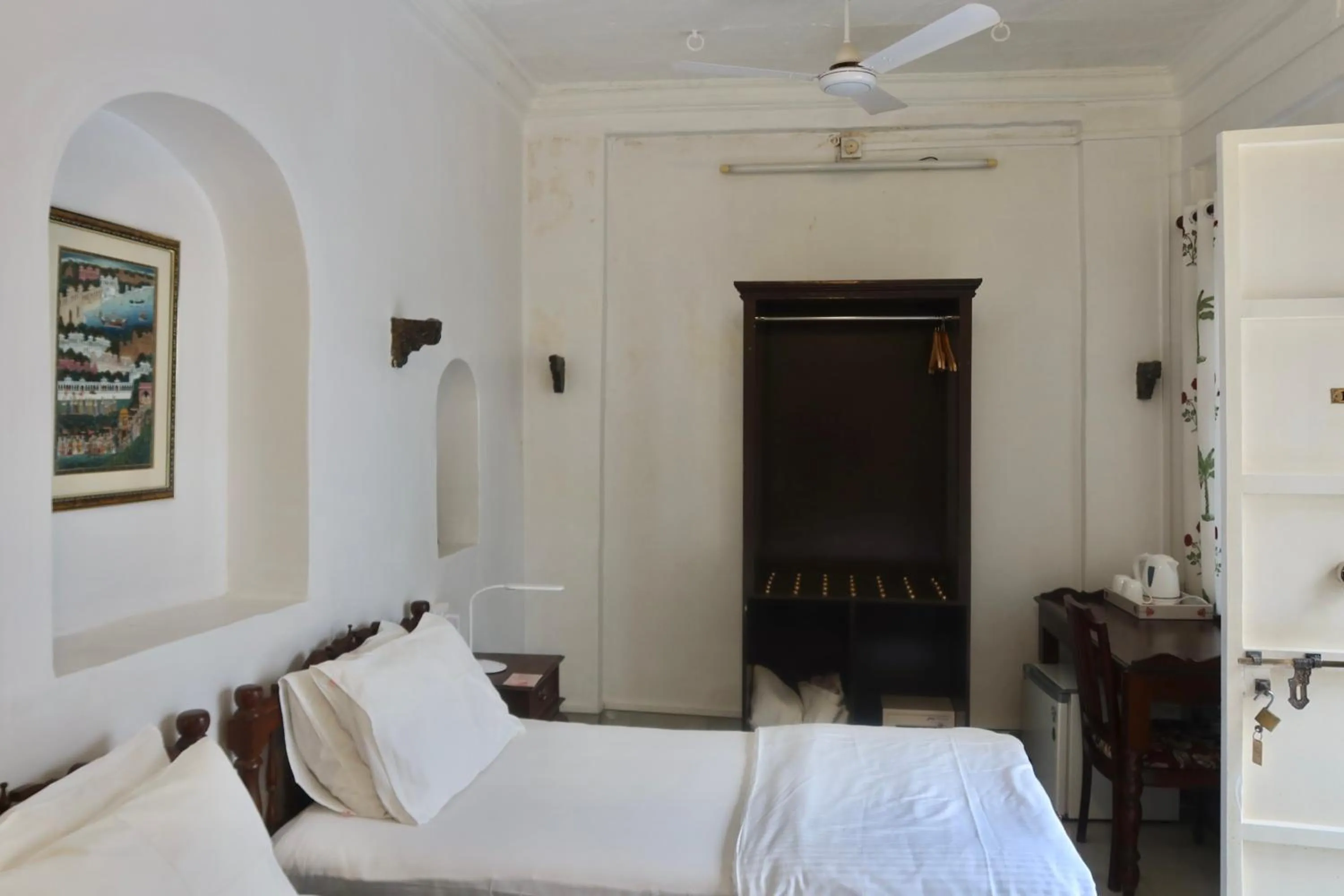 Bedroom in Dev Niwas - Heritage Hotel