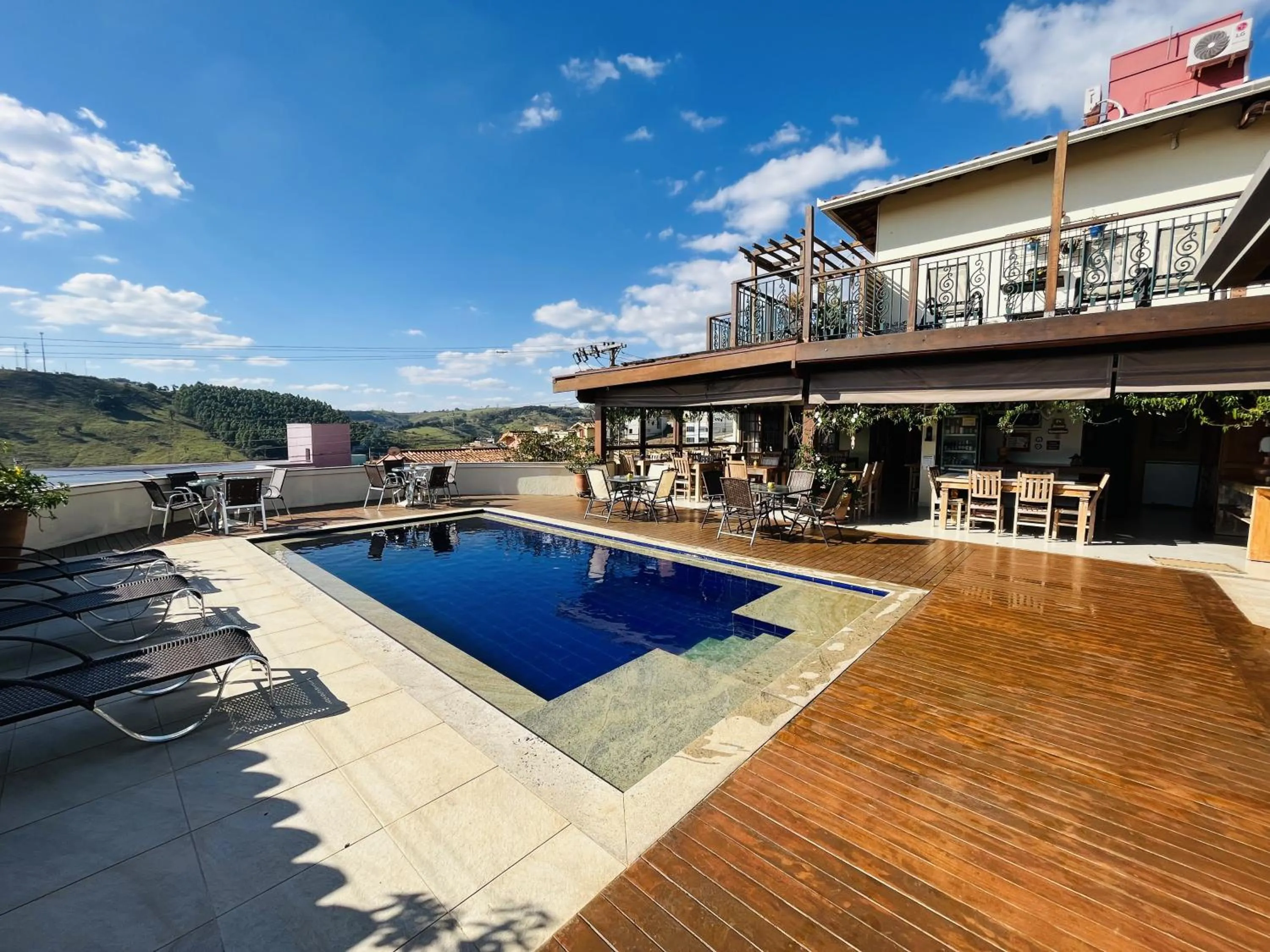 Swimming pool in Pousada Quintal da Lua