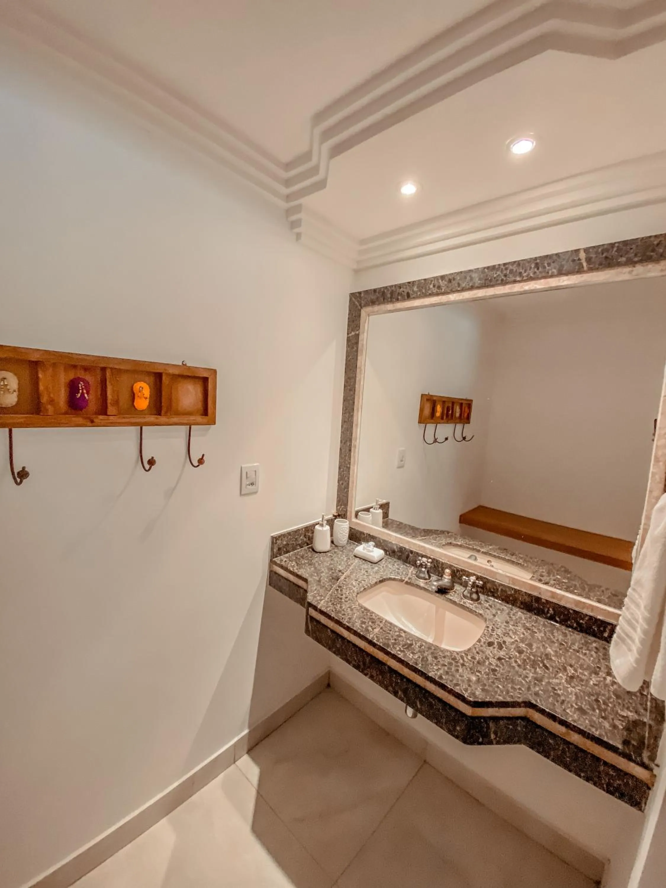 Bathroom, Bed in Pousada Quintal da Lua