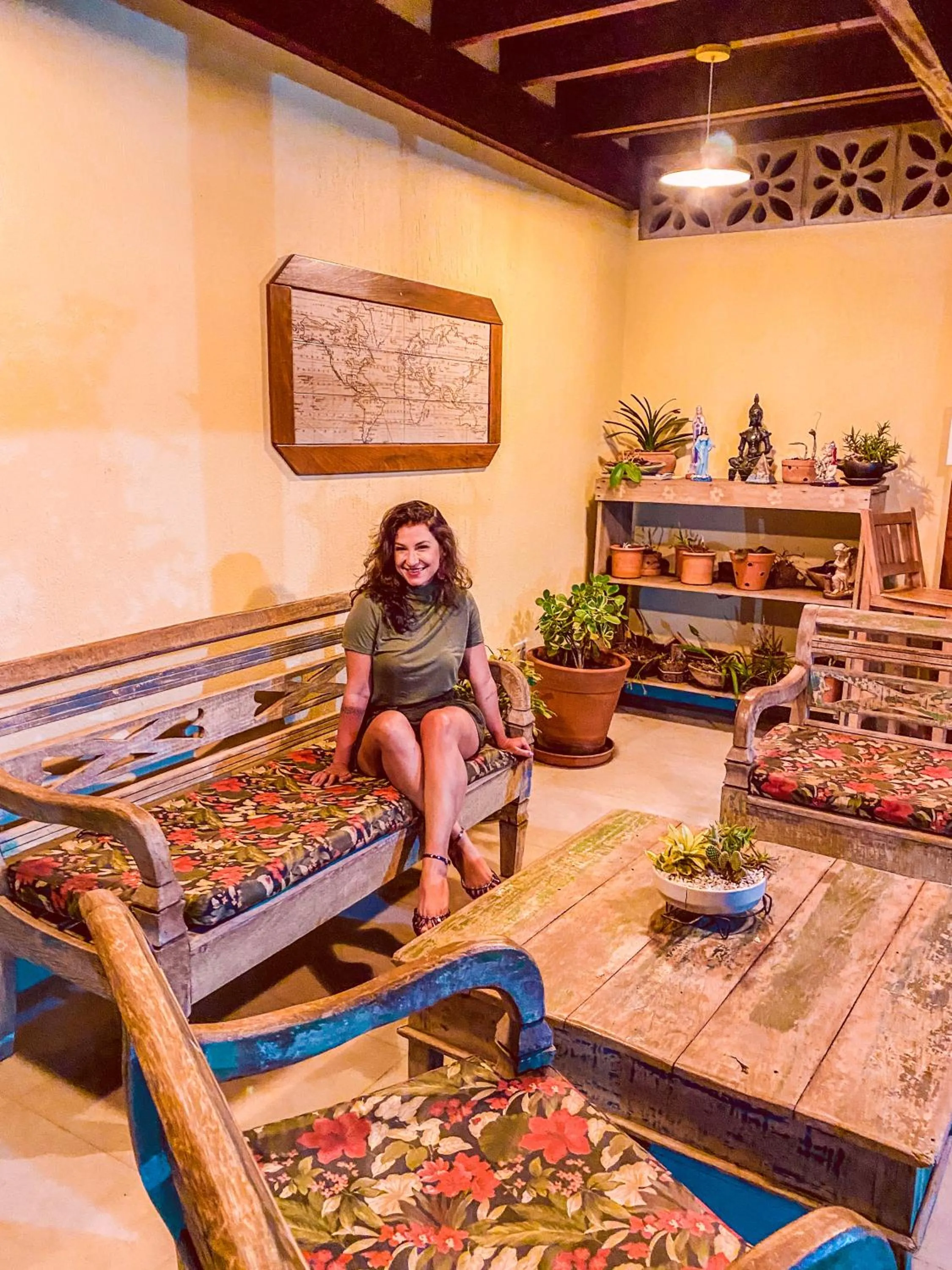 Seating area in Pousada Quintal da Lua