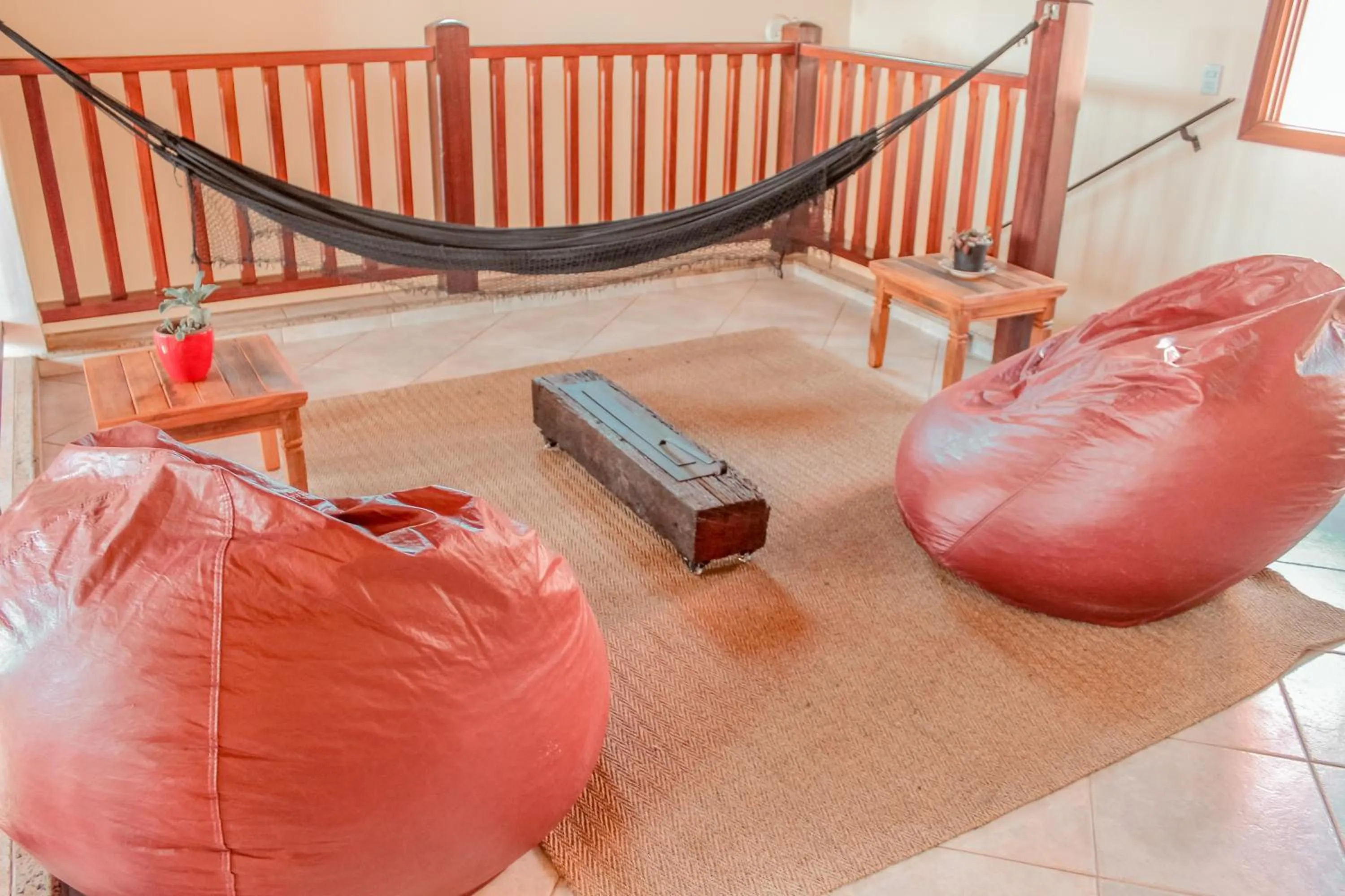 Living room in Pousada Quintal da Lua