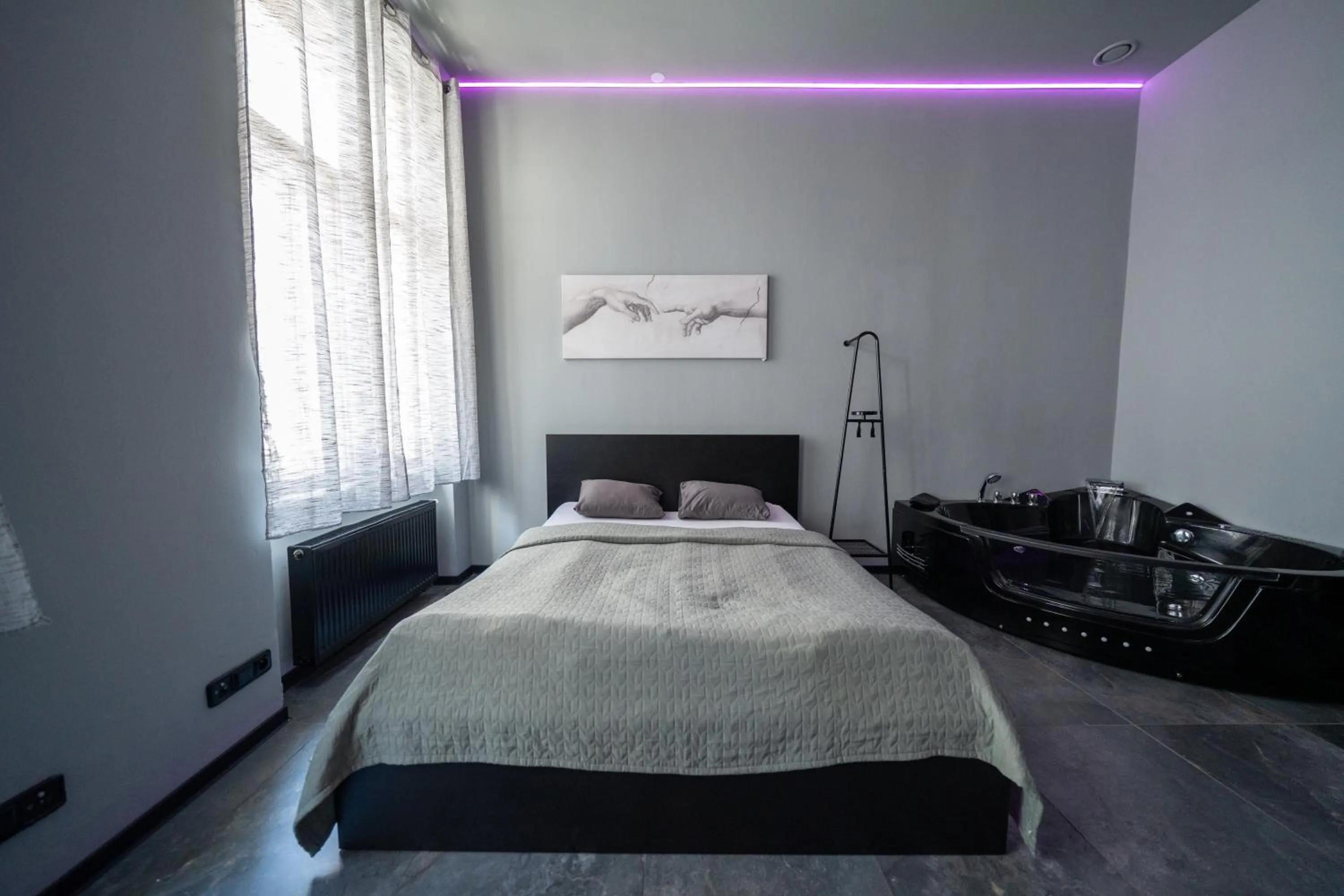 Bed in Wellness Rooms Central