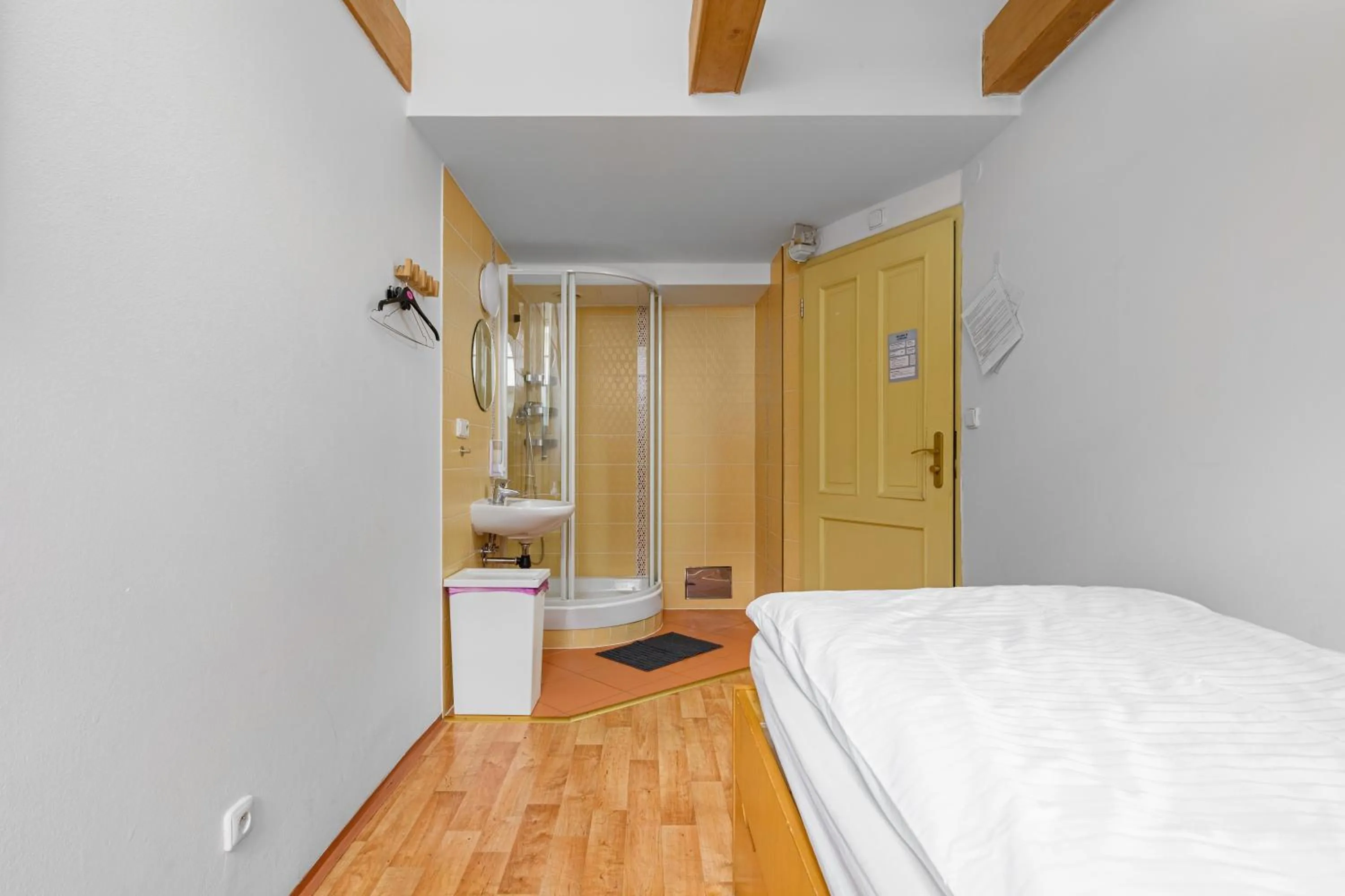 Bed in Wellness Rooms Central