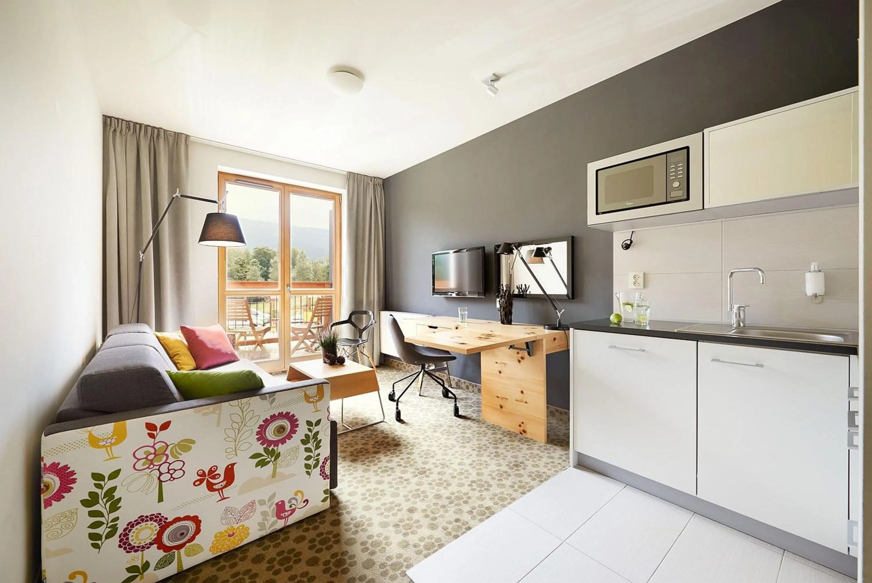 Kitchen or kitchenette in Aparthotel Cristal Resort Szklarska Poręba by Zdrojowa