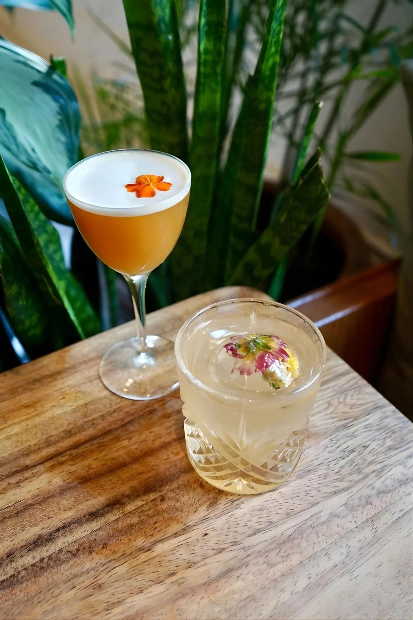 Restaurant/places to eat in Emery Hotel, Autograph Collection