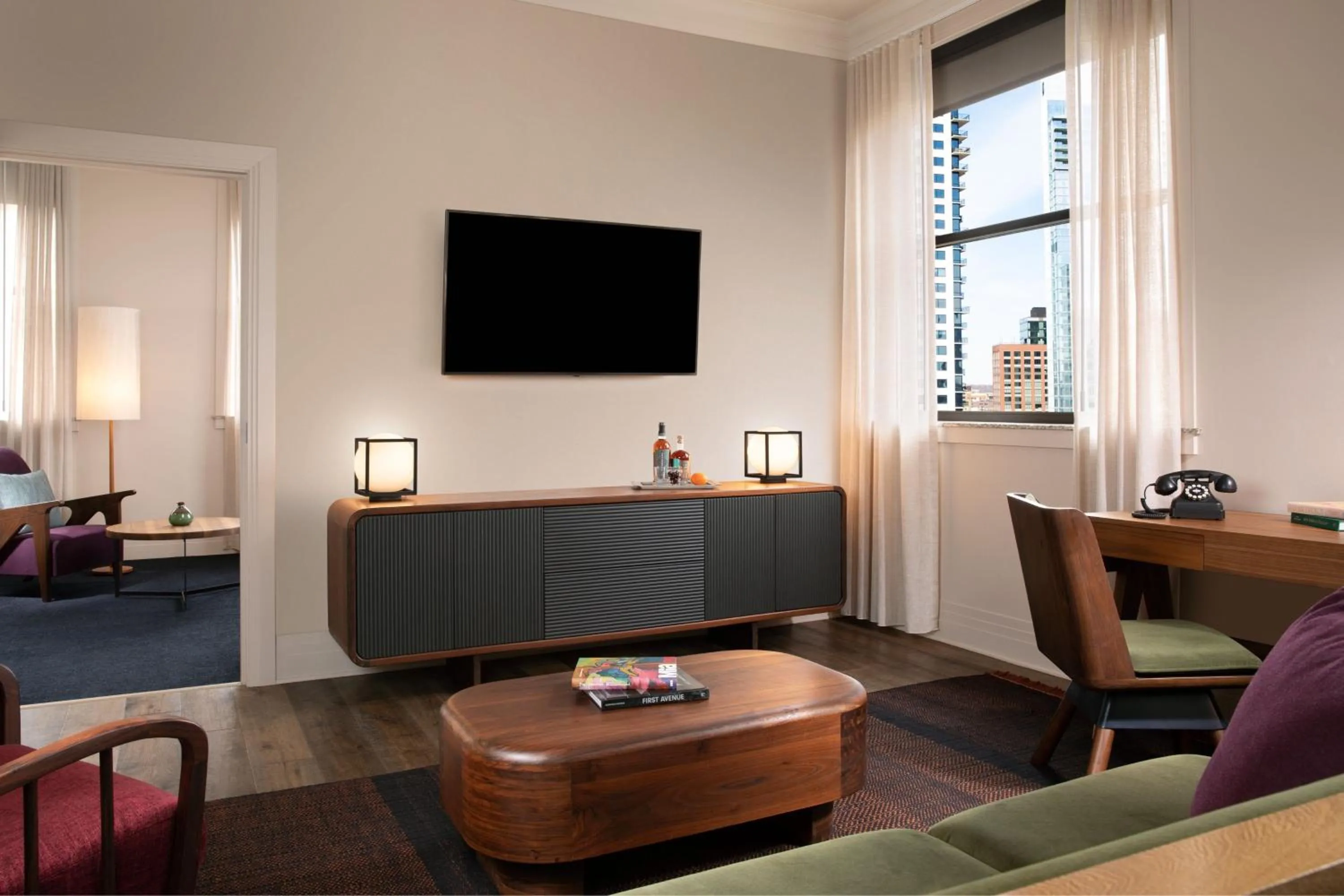 Photo of the whole room in Emery Hotel, Autograph Collection