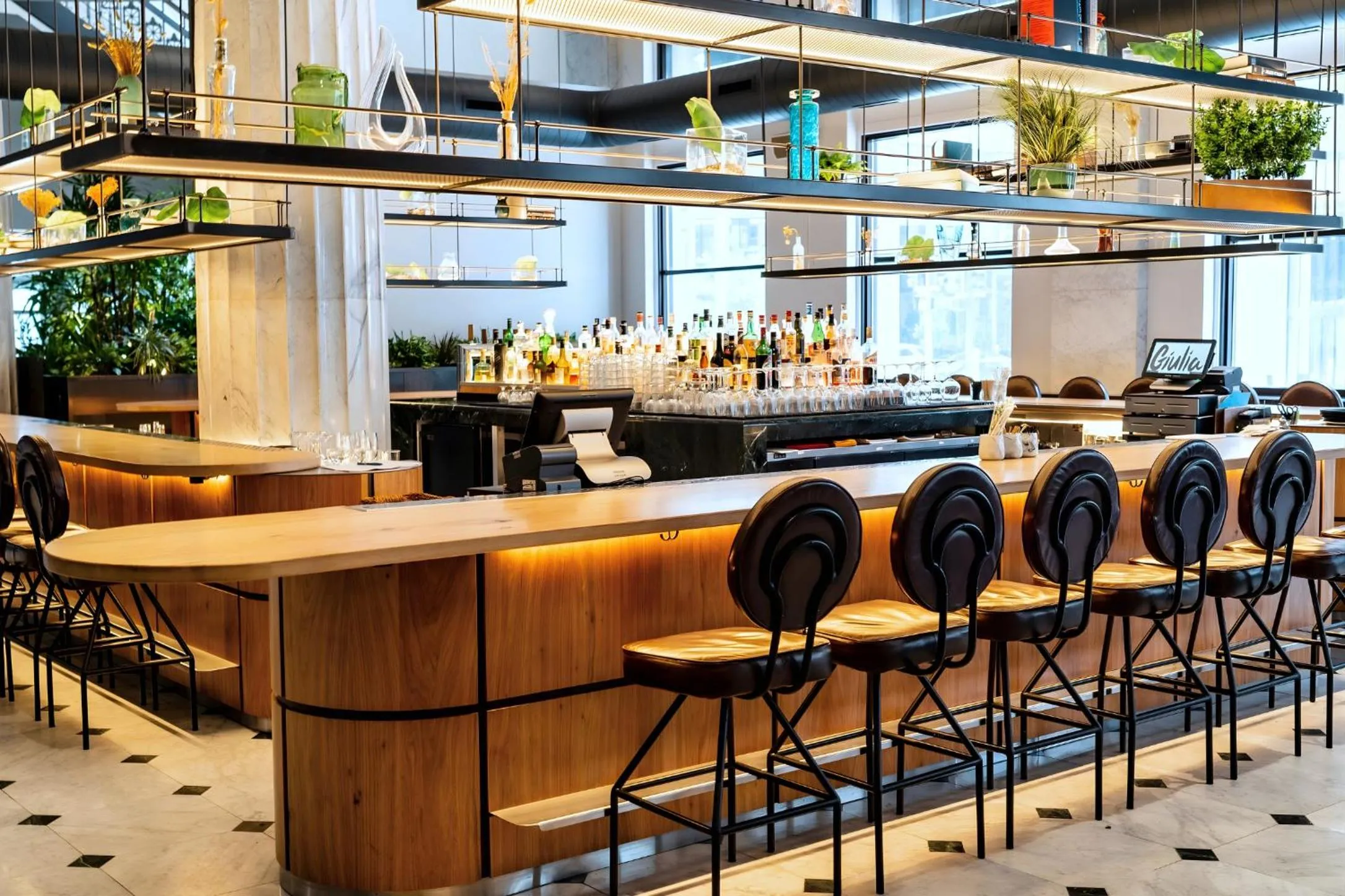 Restaurant/places to eat in Emery Hotel, Autograph Collection