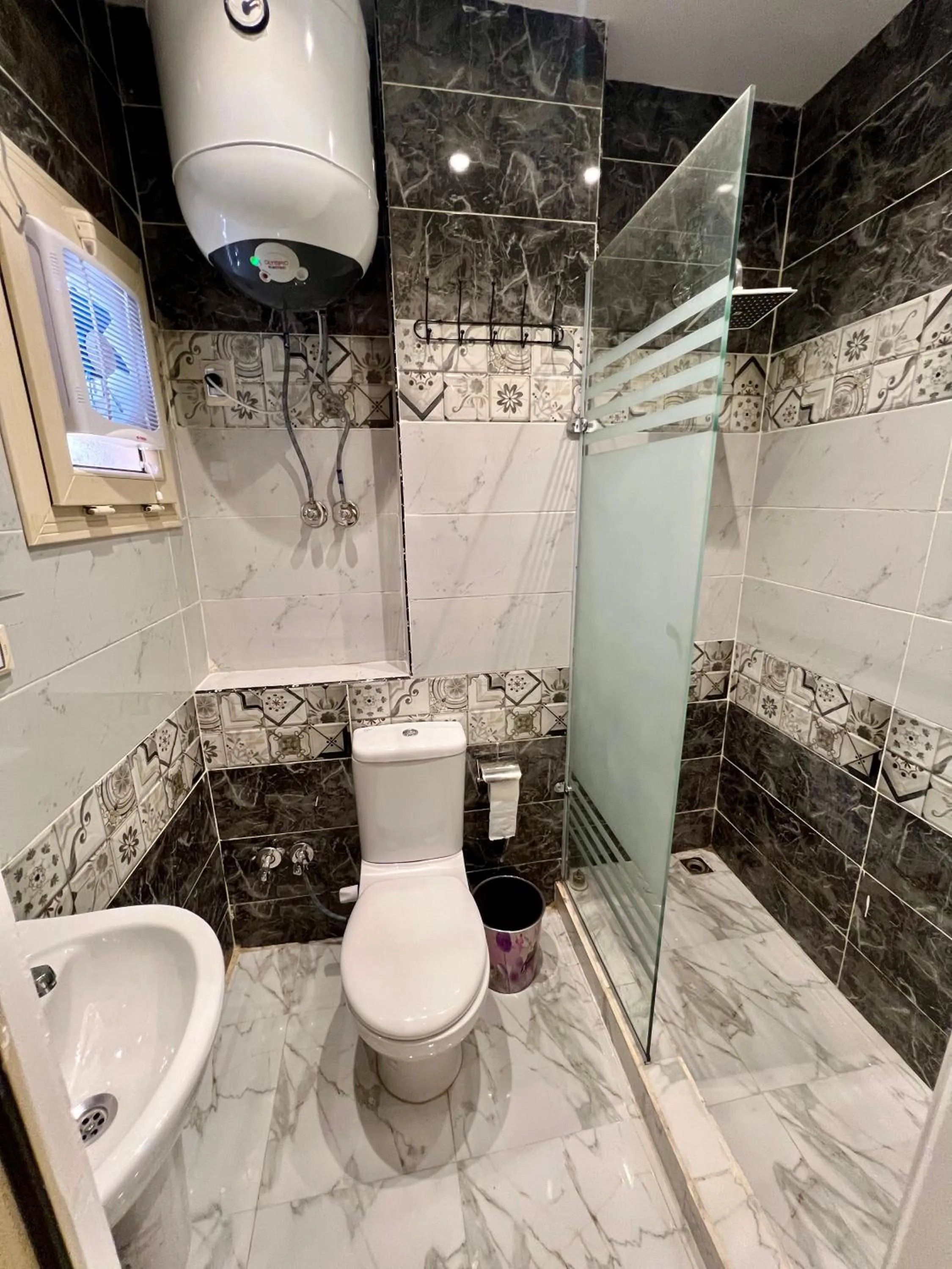 Shower in Life Pyramids Inn