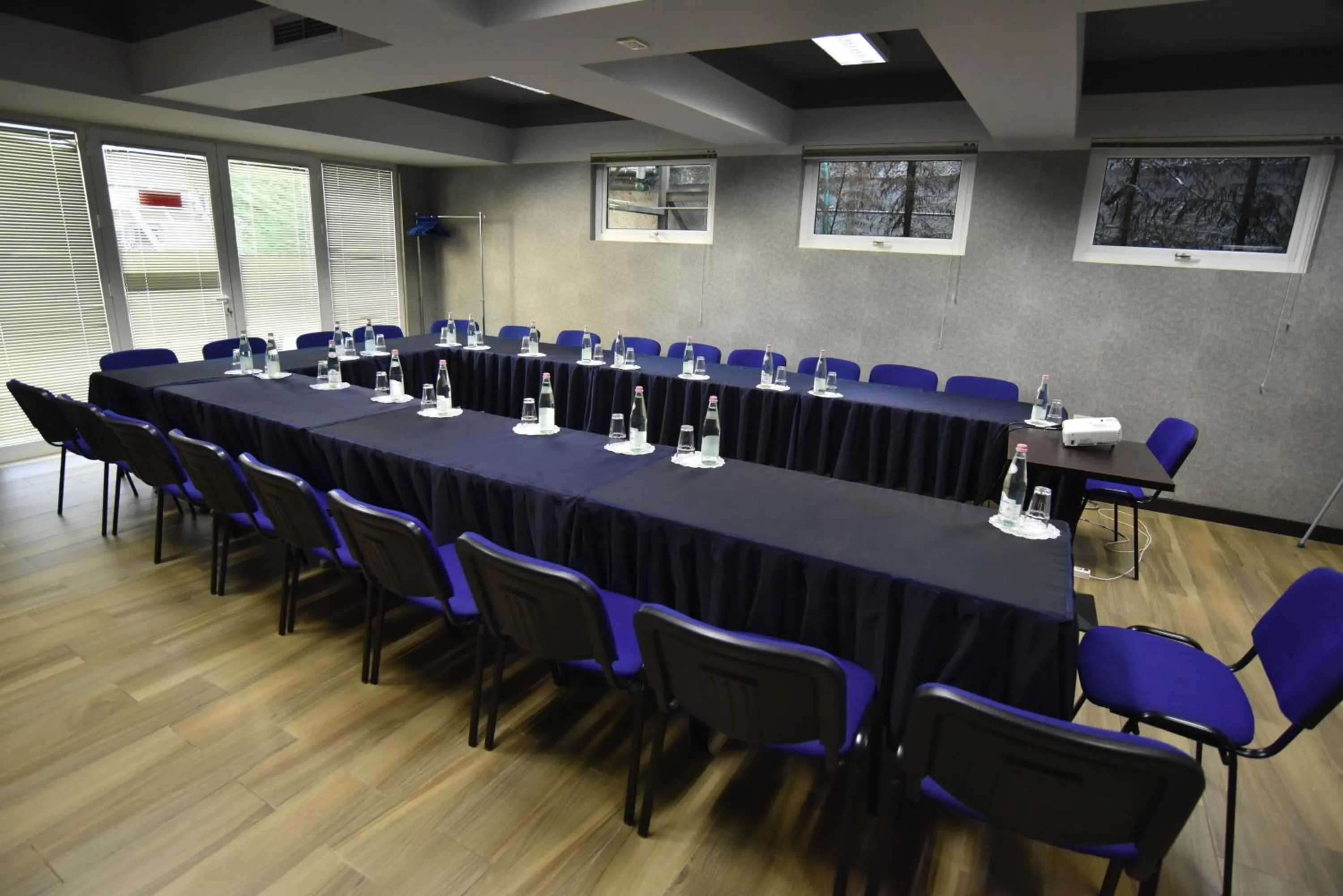 Business facilities in Hotel Sokrat