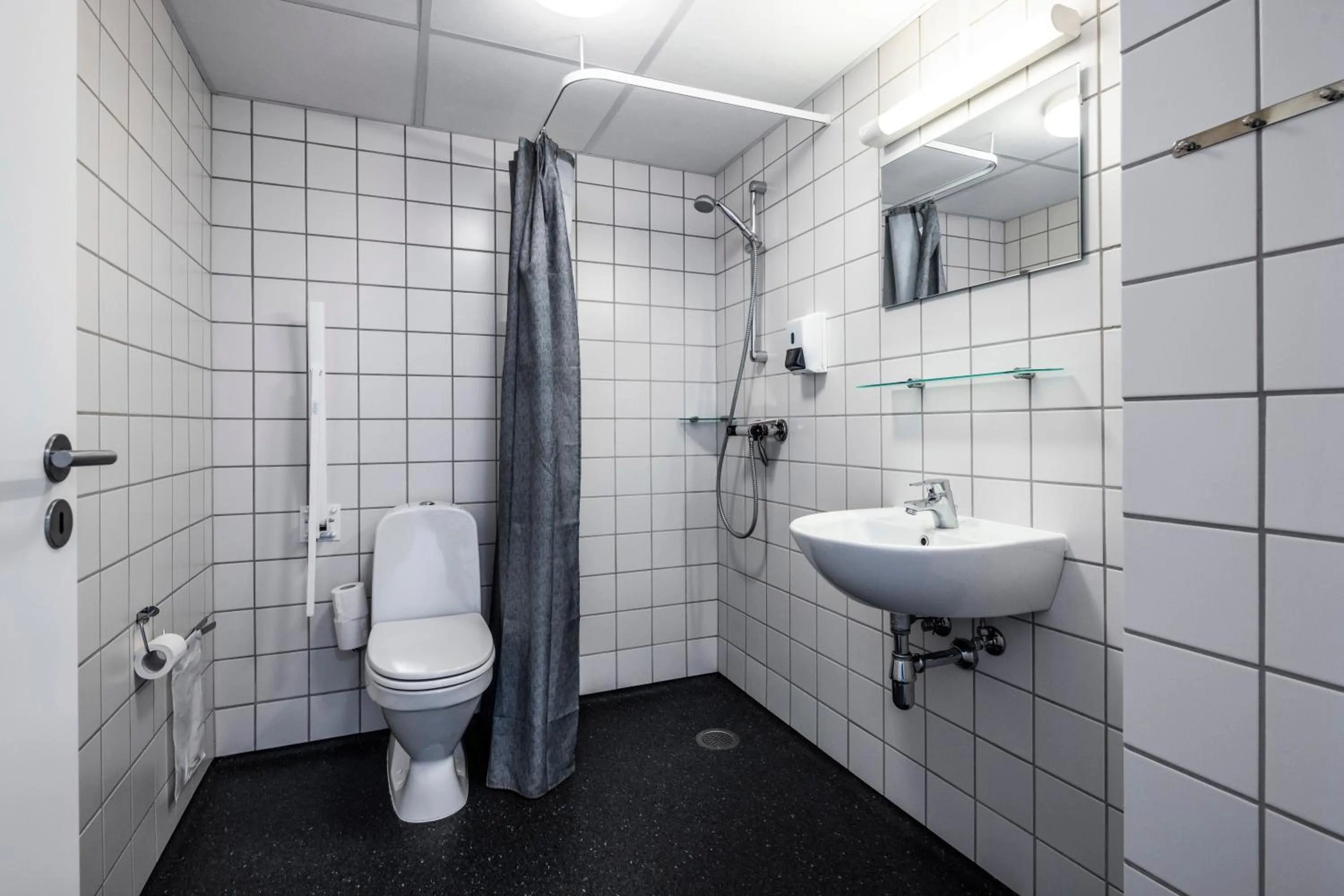 Shower in HOTEL SØMA Ilulissat