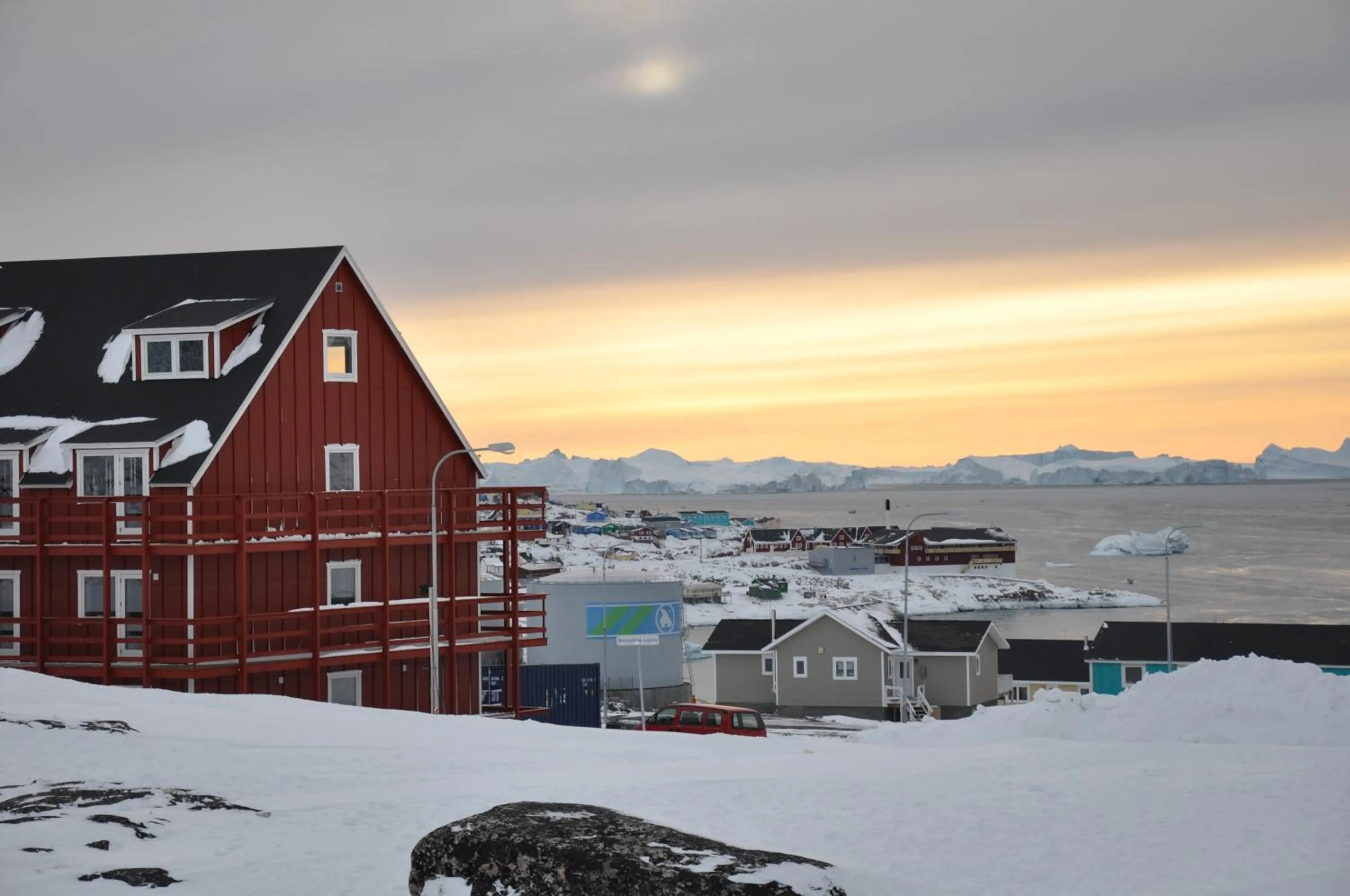 Facade/entrance in HOTEL SØMA Ilulissat