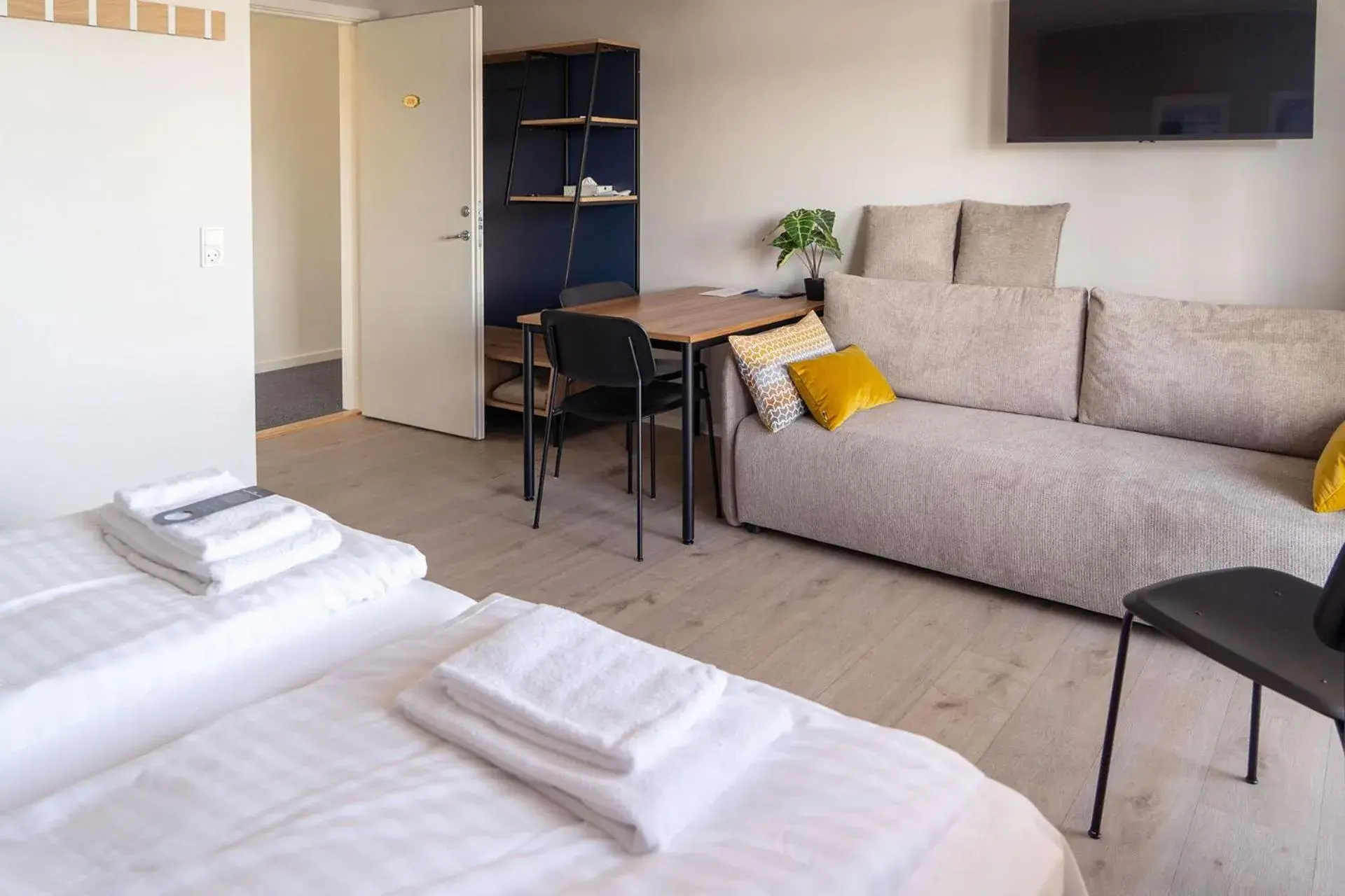 Family Room with Sea View in HOTEL SØMA Ilulissat Family Room with Sea View in HOTEL SØMA Ilulissat