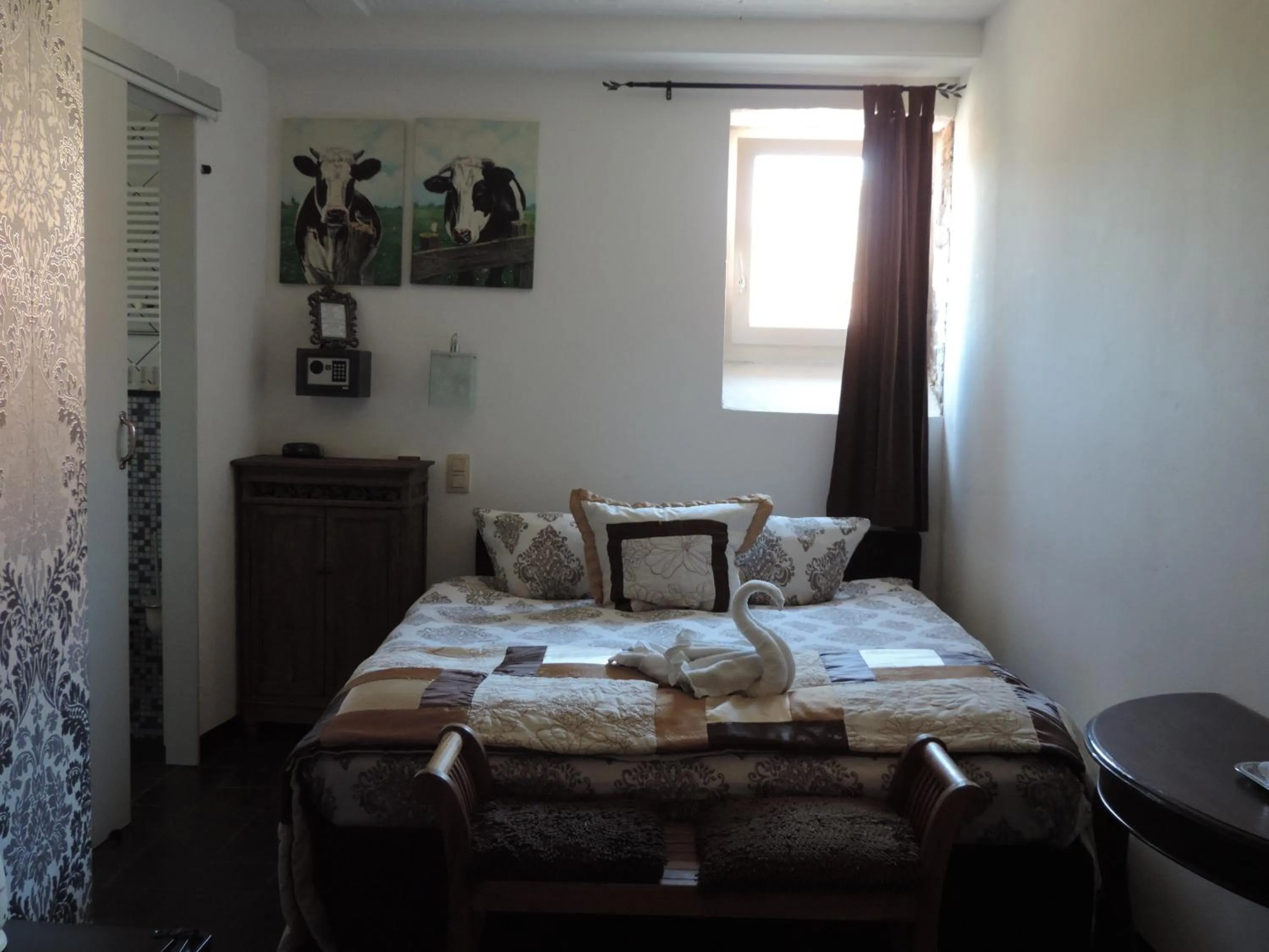 Bed in Hotel Berneau