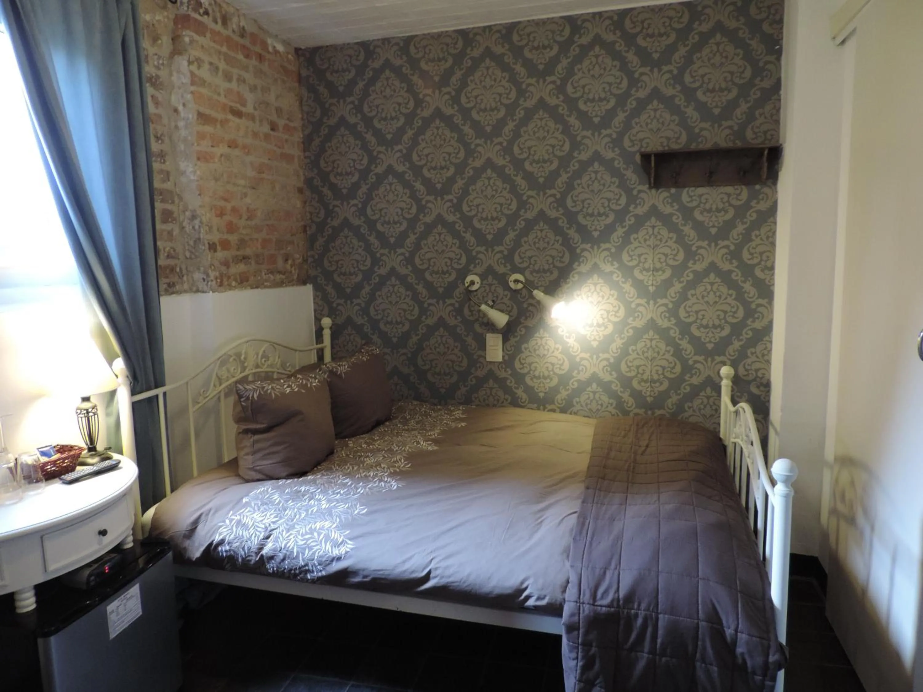 Bed in Hotel Berneau