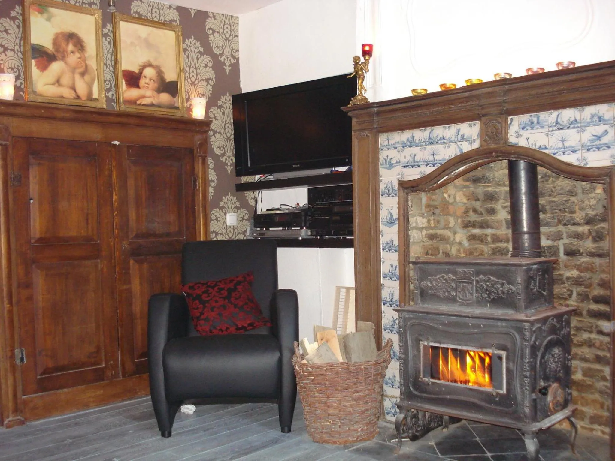 TV and multimedia in Hotel Berneau