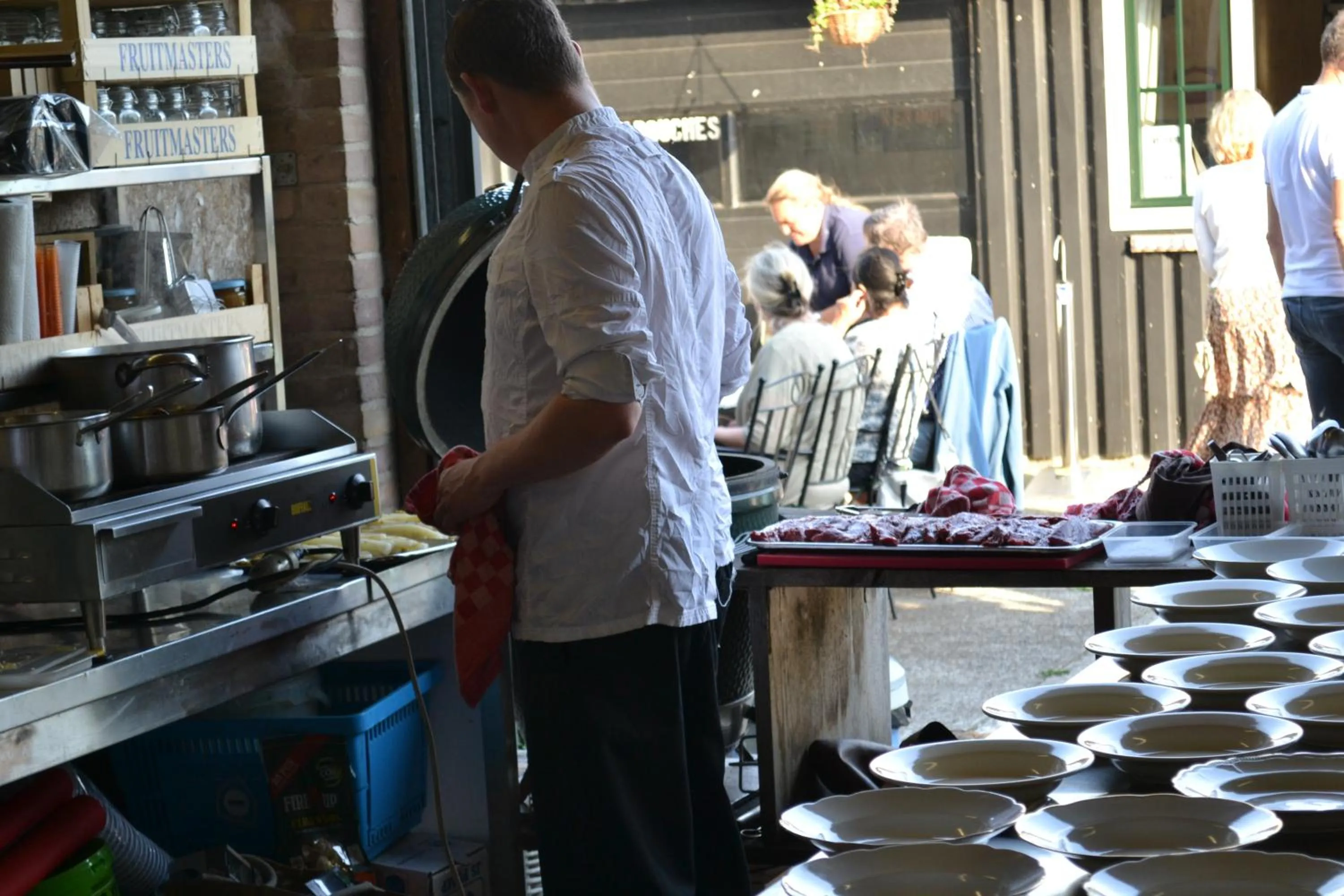 Restaurant/places to eat in lodge 61 hotel aan het water