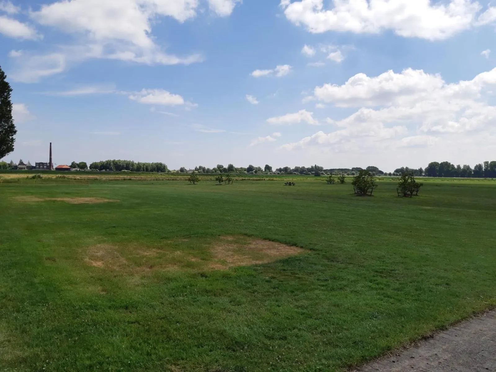 Garden view in lodge 61 hotel aan het water