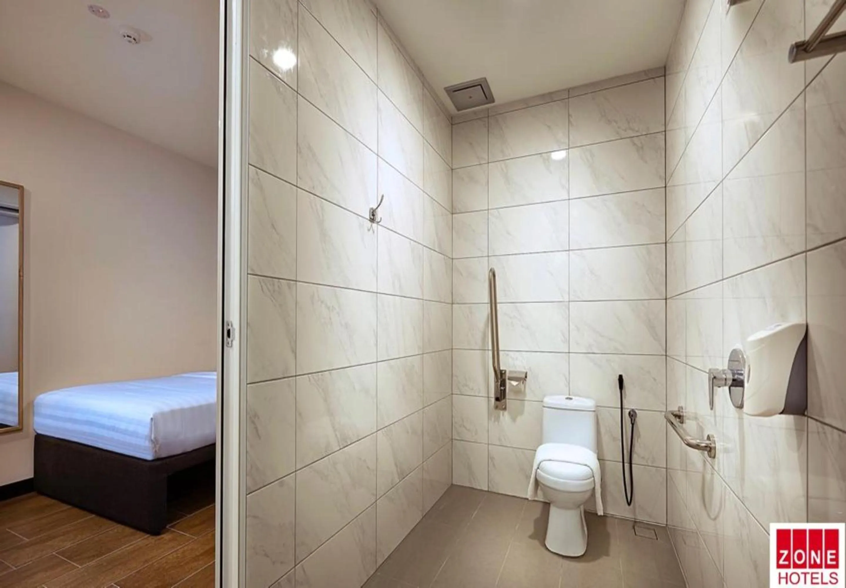 Bedroom in ZONE Hotels, Telok Panglima Garang