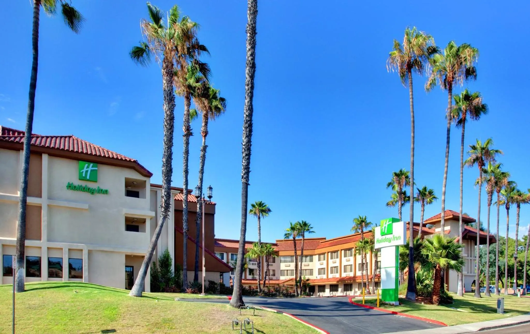 Property building in Holiday Inn Express La Mesa Near SDSU by IHG