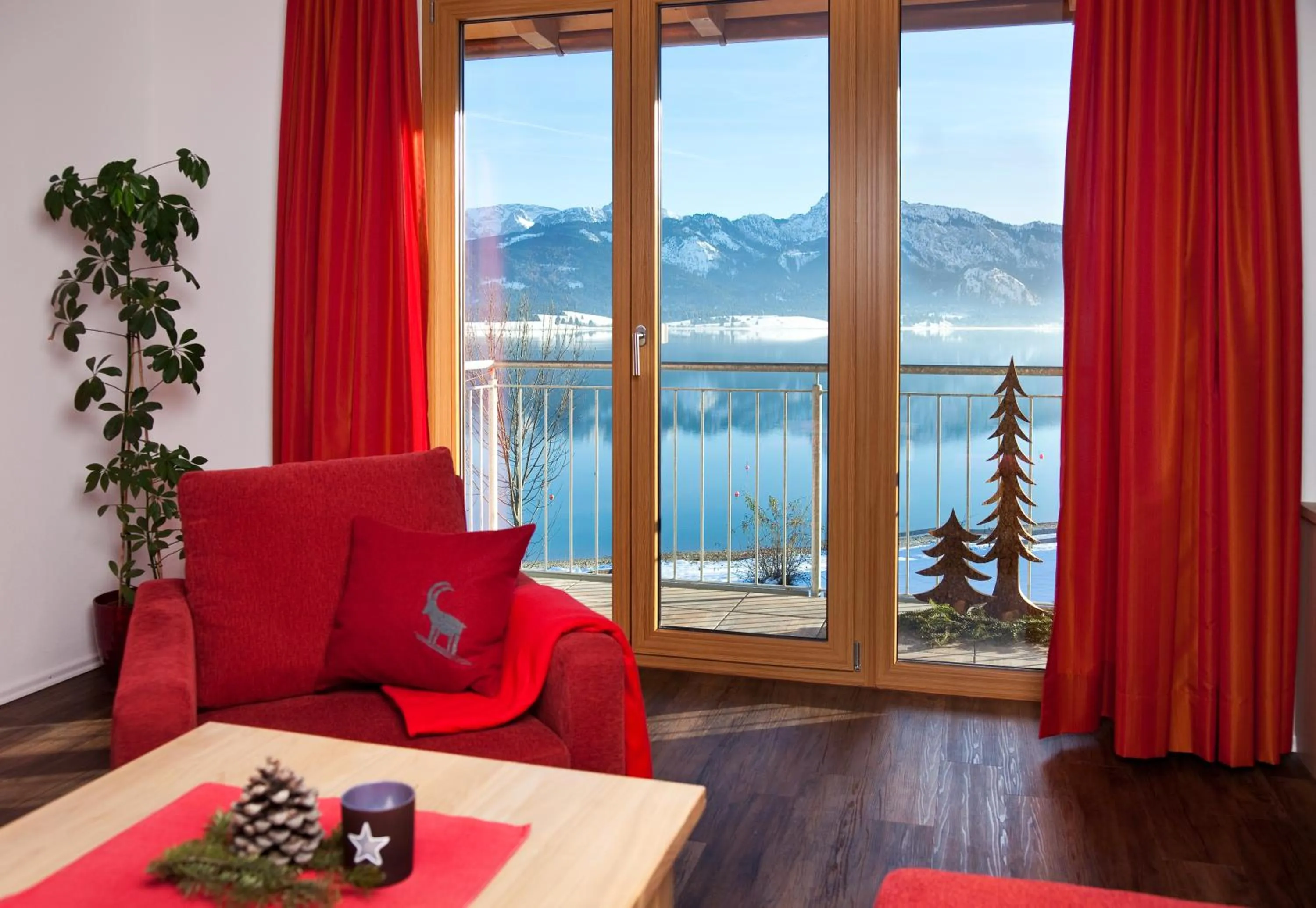 Natural landscape in Seehotel und Appartements Schnöller