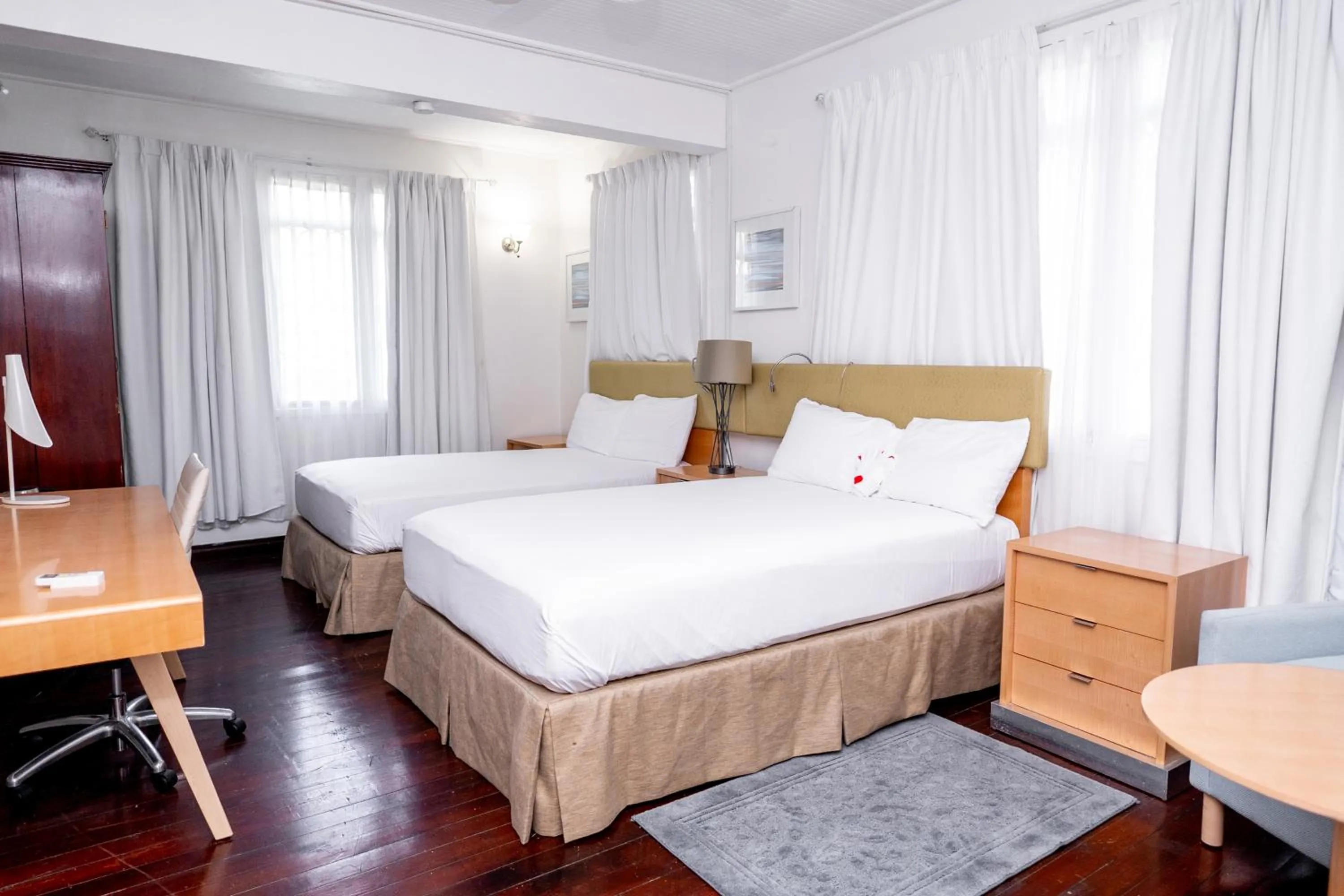 Bed in Ocean's Edge Lodge Restaurant & Bar