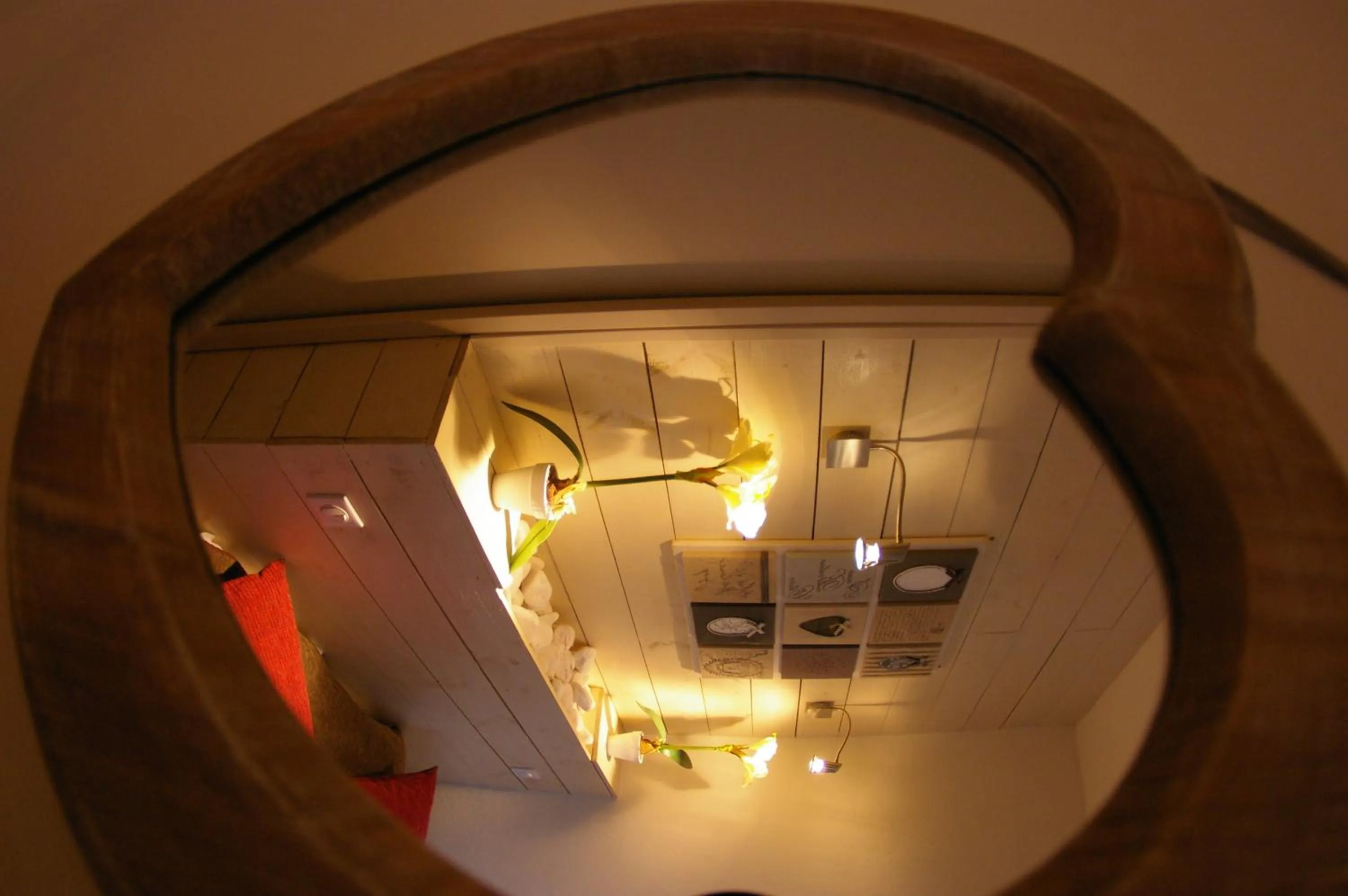 Decorative detail in Logis Hôtel Le Cheval Noir