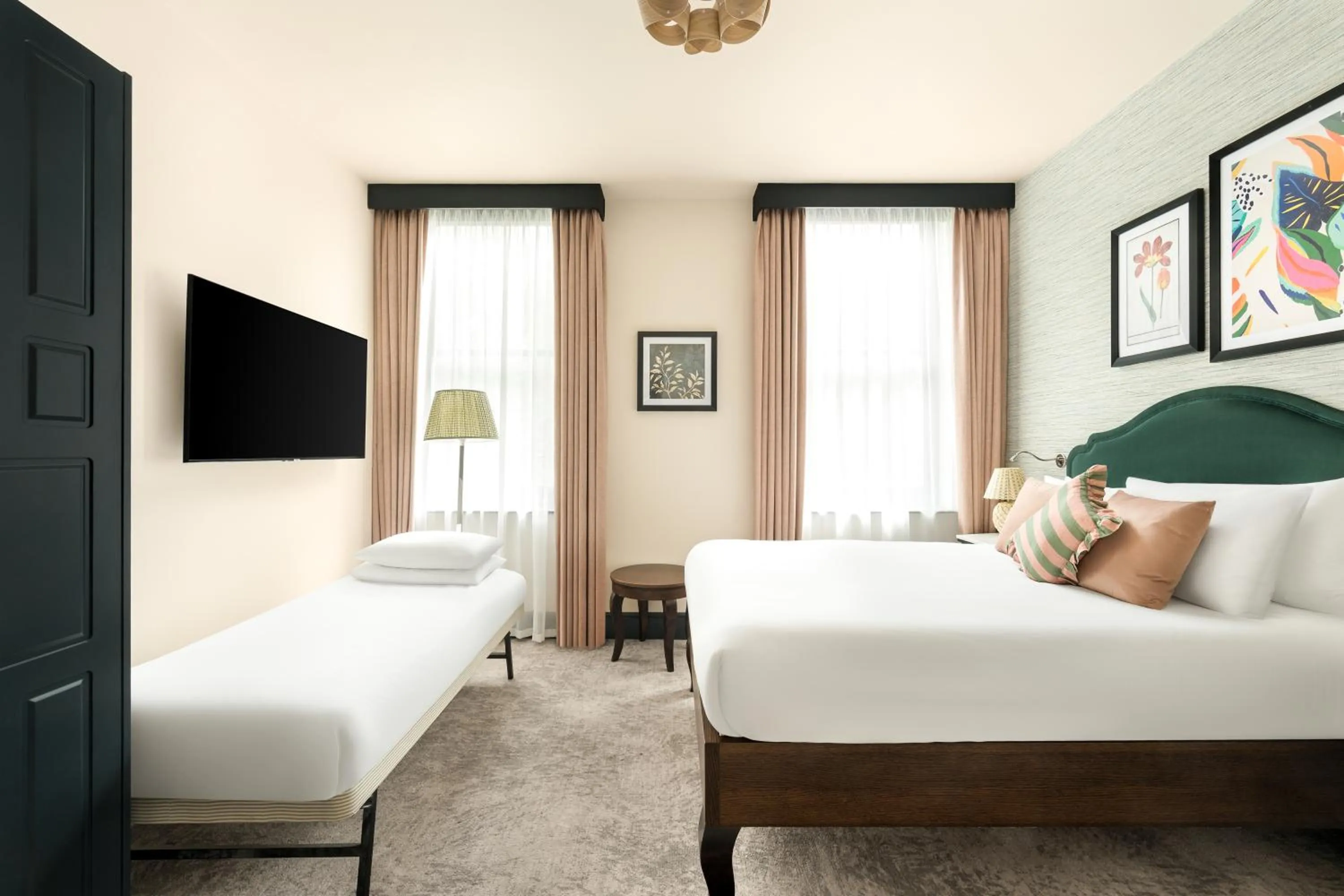 Bed in Hotel Indigo London - Kensington by IHG