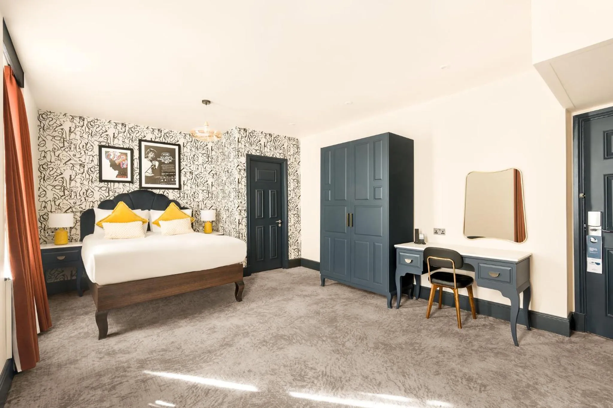 Photo of the whole room, Bed in Hotel Indigo London - Kensington by IHG