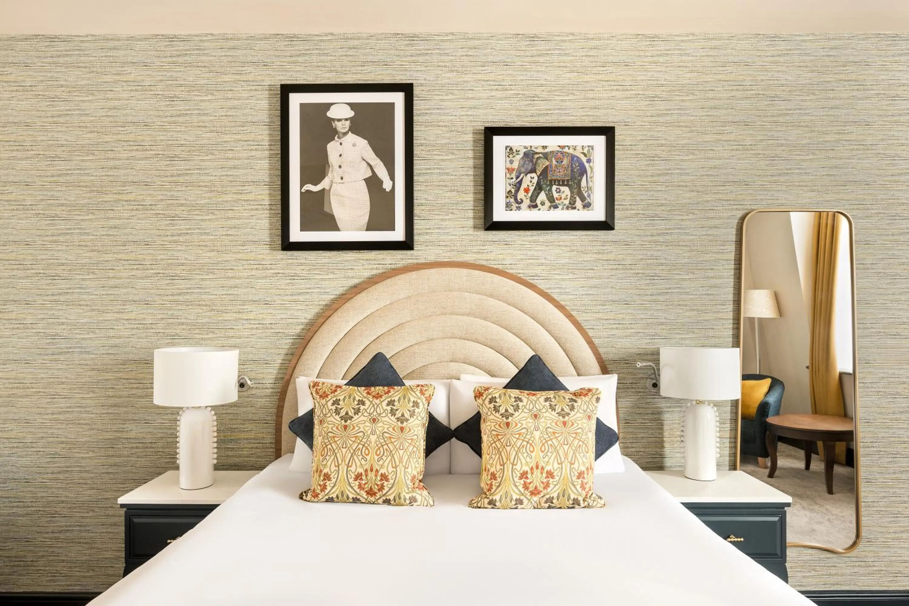 Bed in Hotel Indigo London - Kensington by IHG