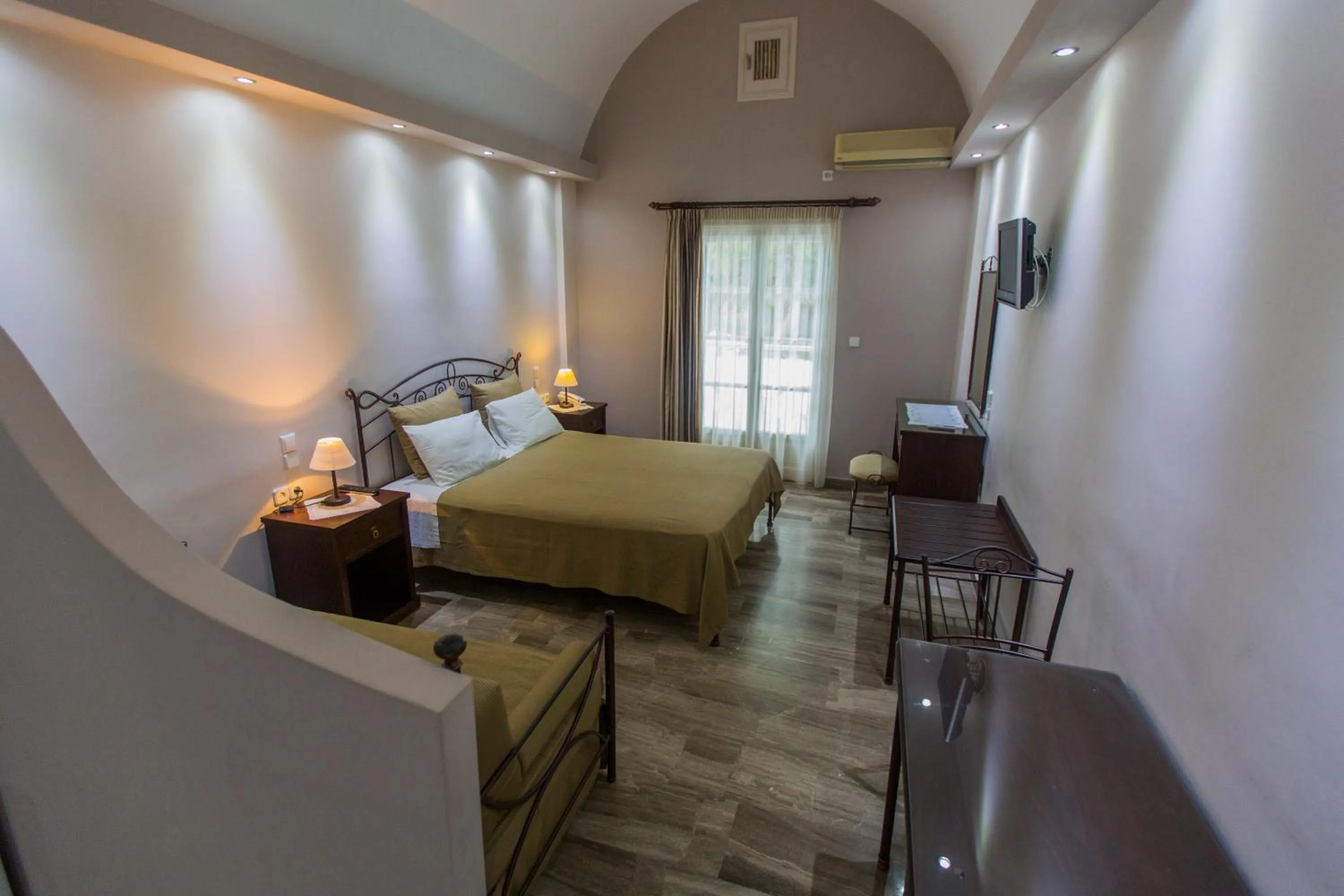 Bedroom, Bed in Preka Maria