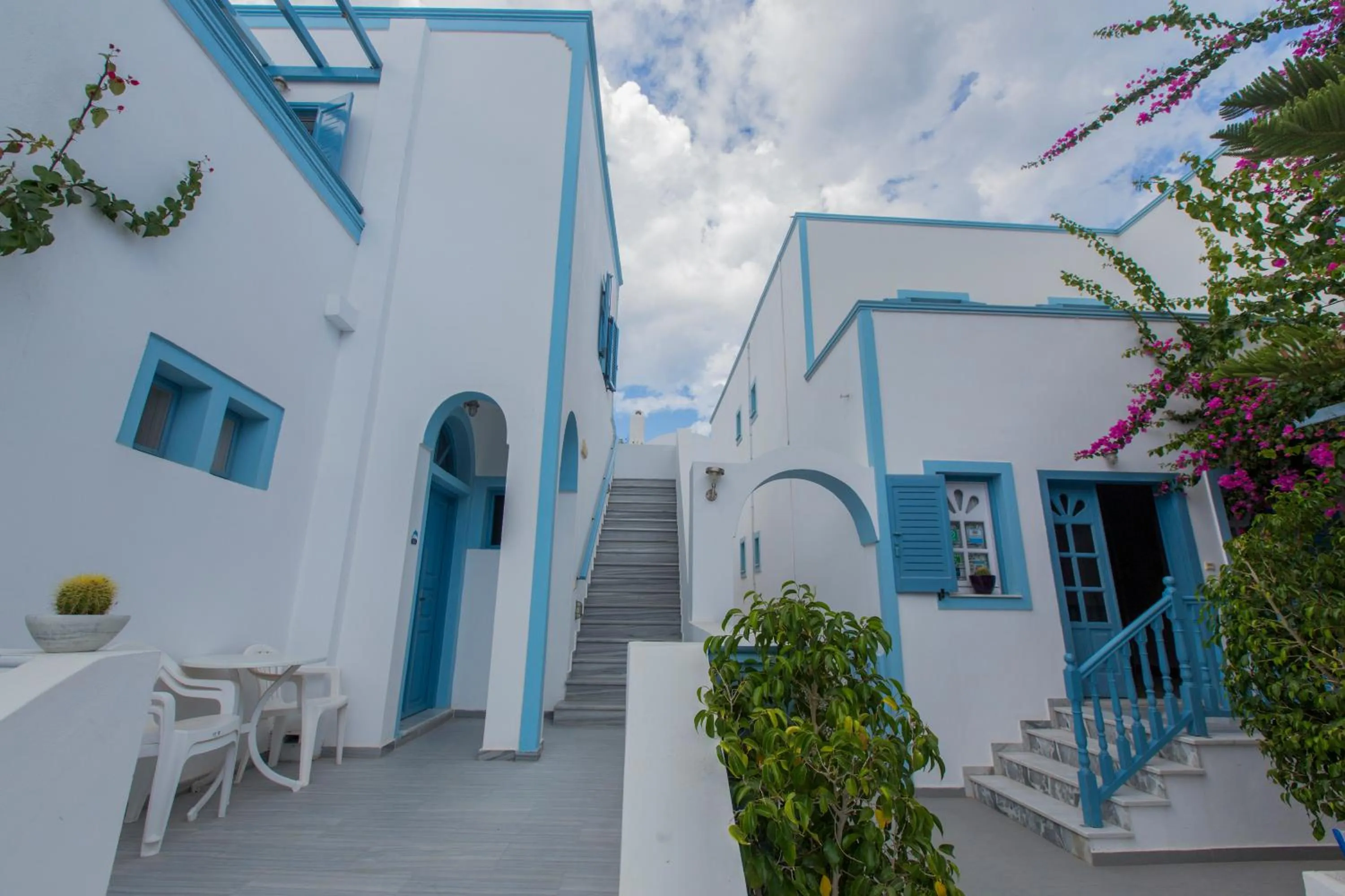 Patio in Preka Maria