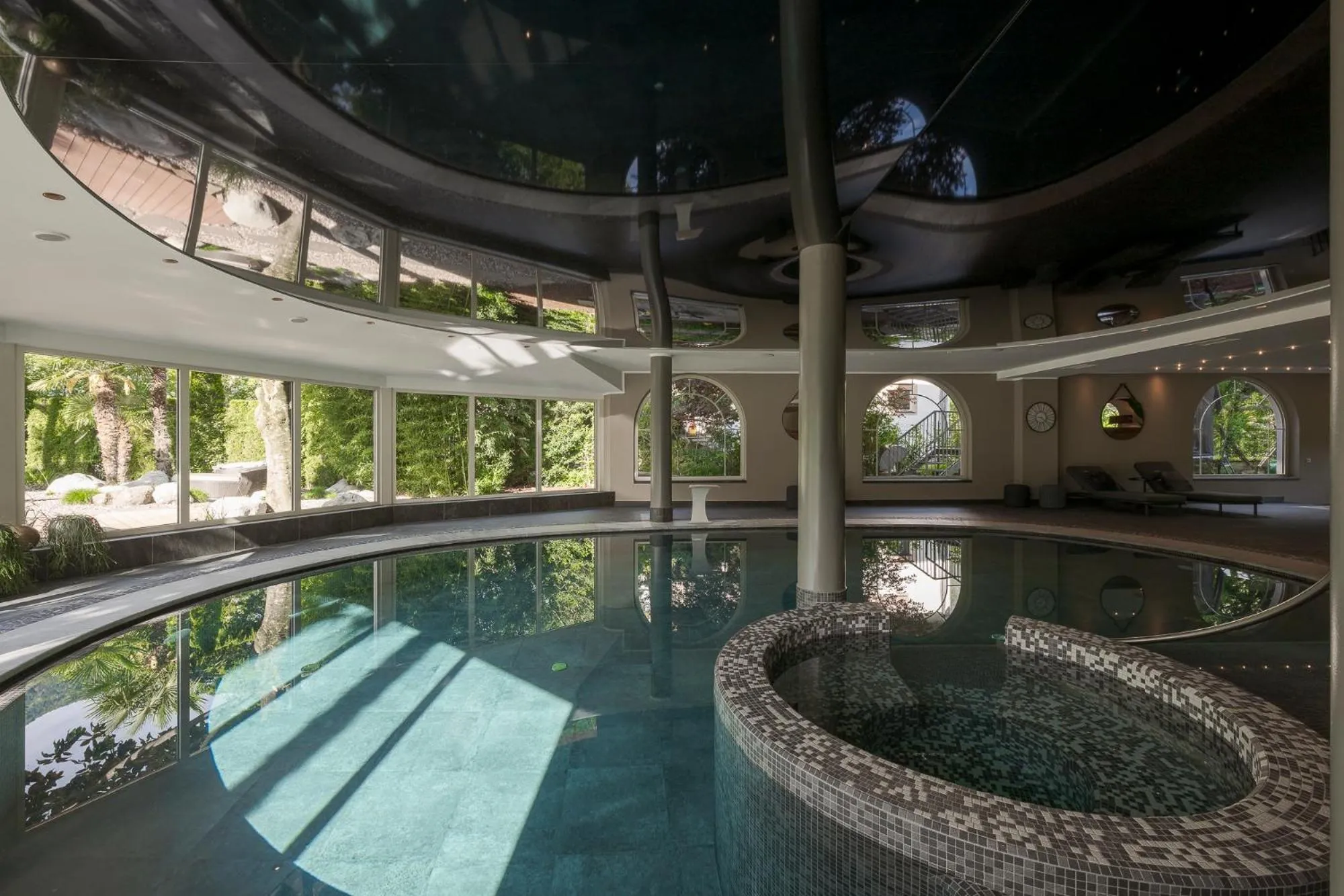 Hot Tub in Hotel Dorner B&B