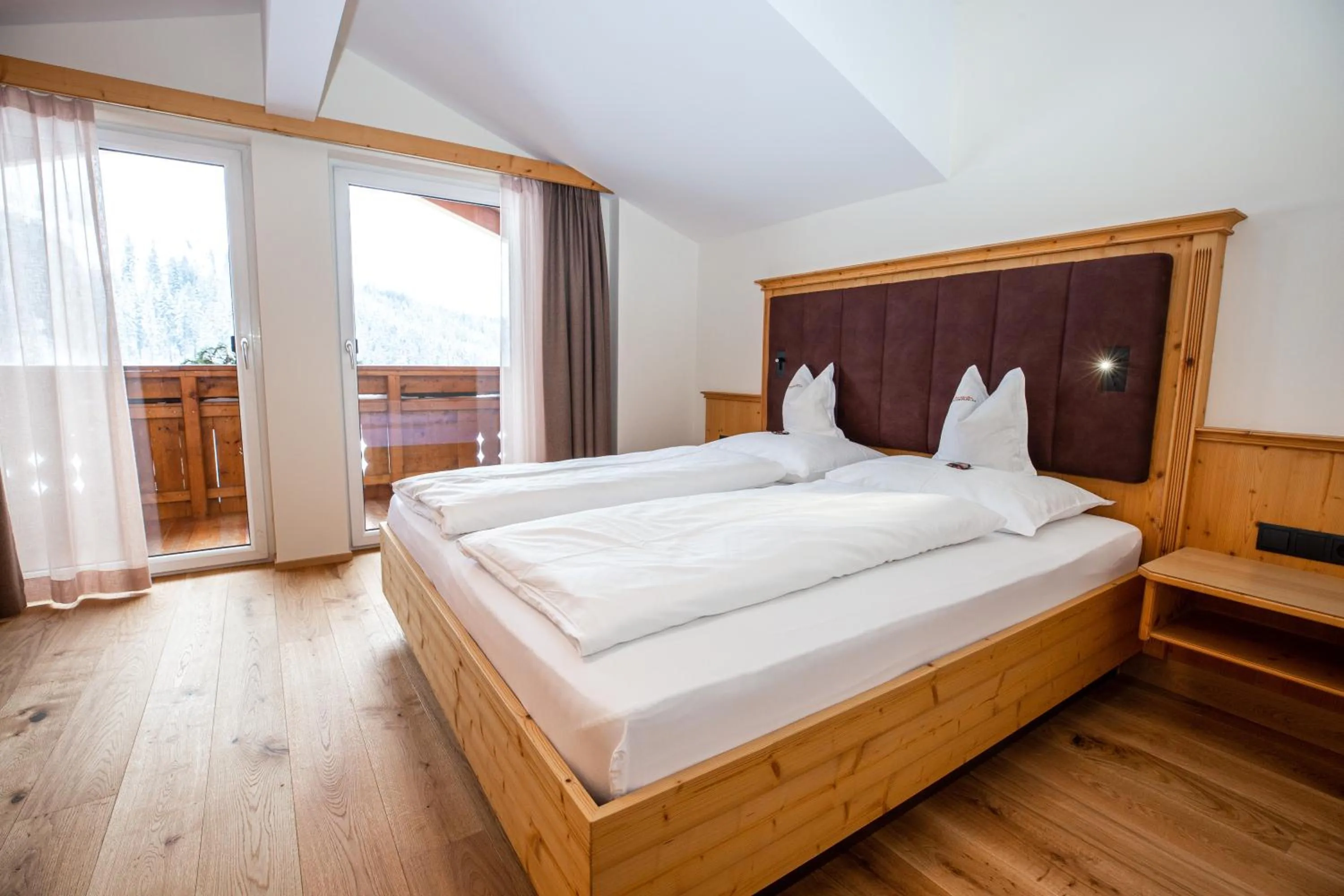Bedroom, Bed in Moseralm Dolomiti Hideaway